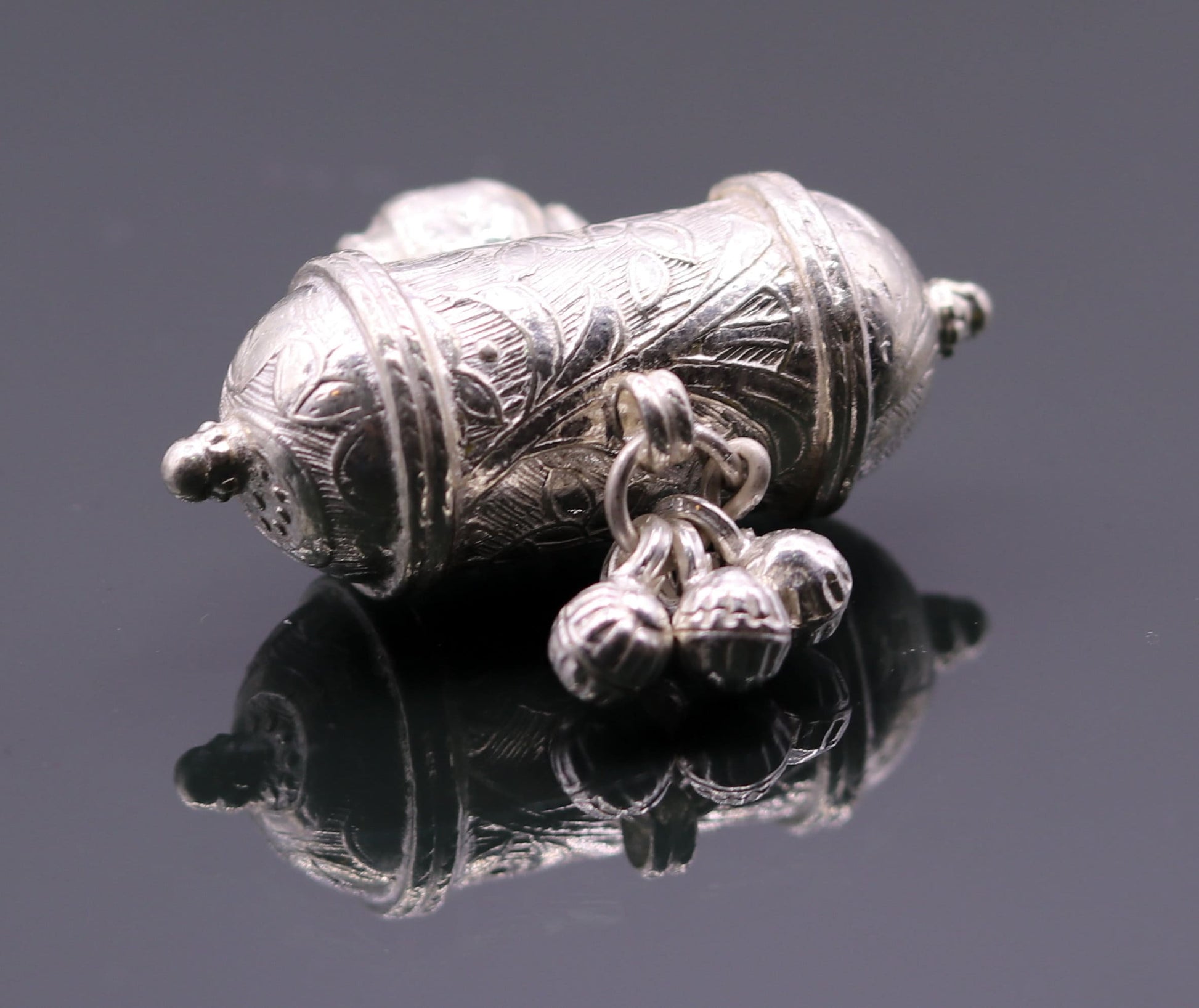 Vintage design antique handmade sterling silver gorgeous amulet pendant locket unisex necklace jewelry india sa10 - TRIBAL ORNAMENTS