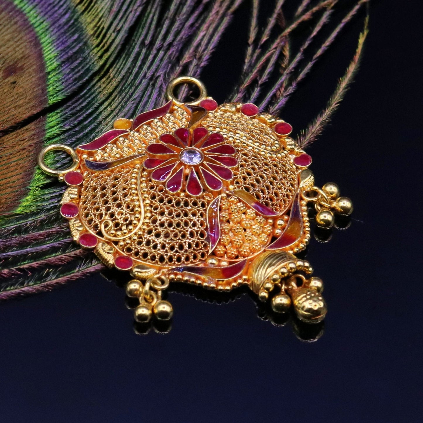 Vintage antique design handmade gorgeous 22kt yellow gold pendant excellent wedding bridal jewelry from Rajasthan India - TRIBAL ORNAMENTS