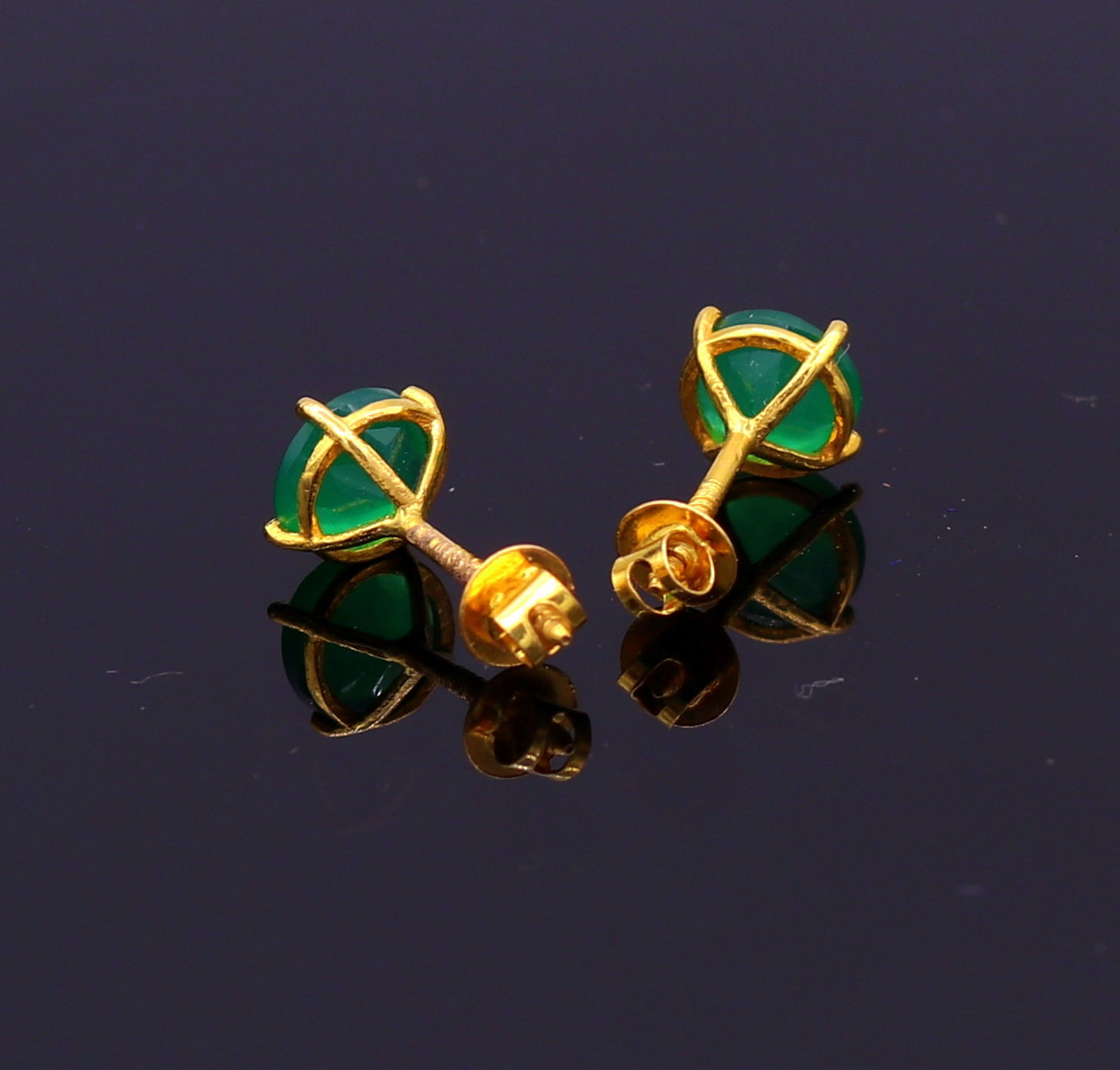 Handmade 18 karar yellow gold amazing green onyx stone stud earring excellent vintage antique design er90 - TRIBAL ORNAMENTS