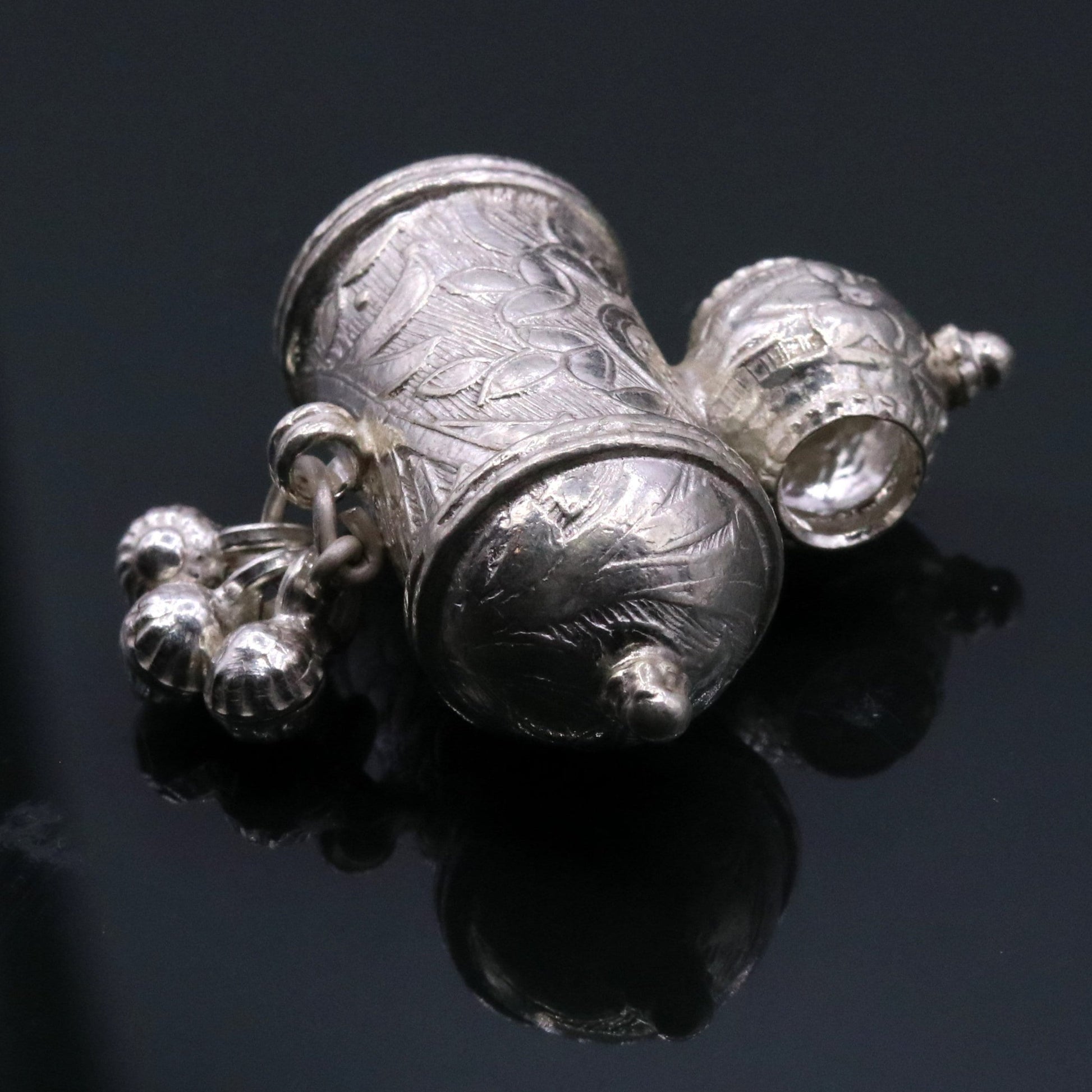 Vintage design antique handmade sterling silver gorgeous amulet pendant locket unisex necklace jewelry india sa10 - TRIBAL ORNAMENTS