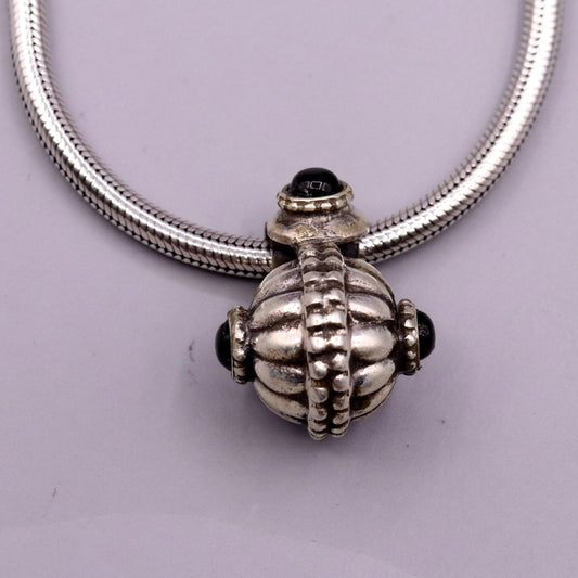 Fabulous 925 sterling silver handmade vintage antique design black stone pendant necklace tribal jewelry form india nsp77 - TRIBAL ORNAMENTS