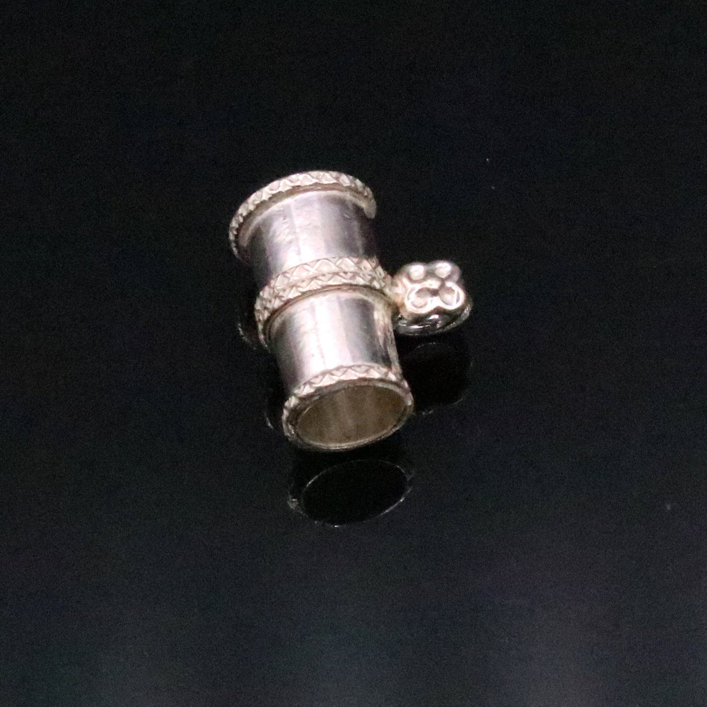 Amazing Sterling silver handmade tiny pipe shape pendant vintage antique design pine pendant unisex tribal jewelry nsp103 - TRIBAL ORNAMENTS