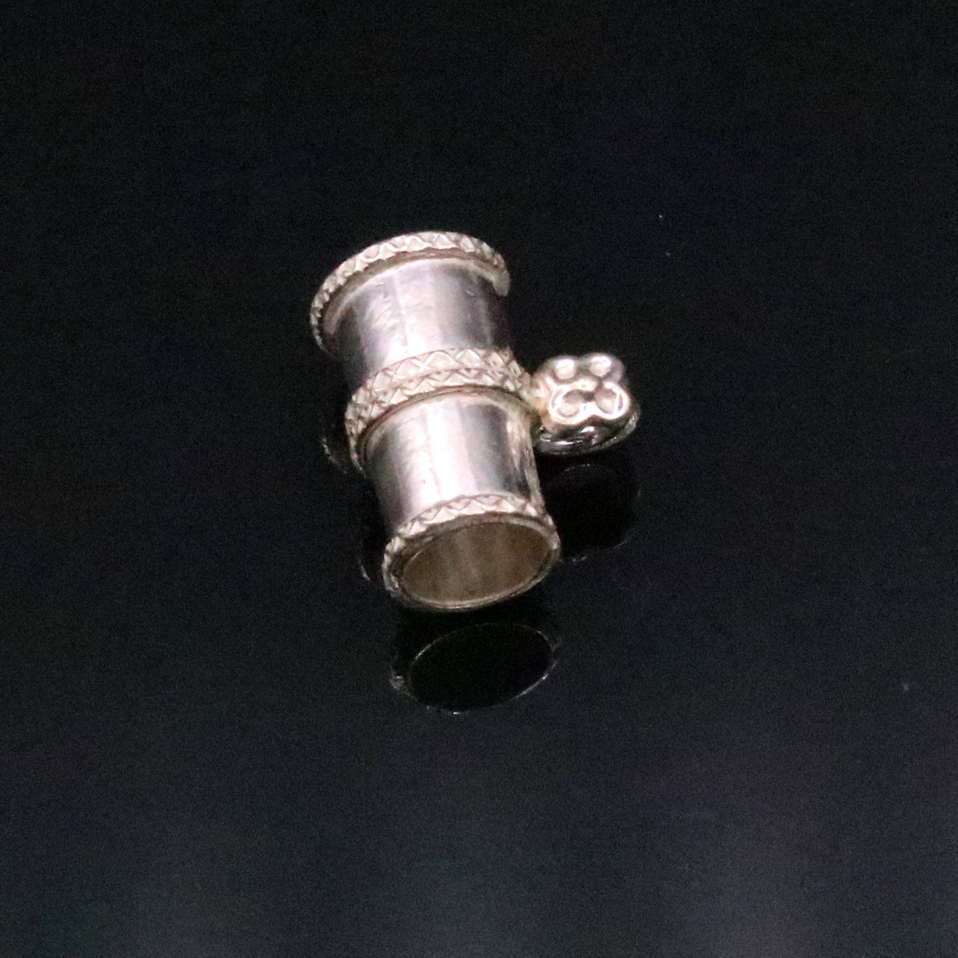 Amazing Sterling silver handmade tiny pipe shape pendant vintage antique design pine pendant unisex tribal jewelry nsp103 - TRIBAL ORNAMENTS