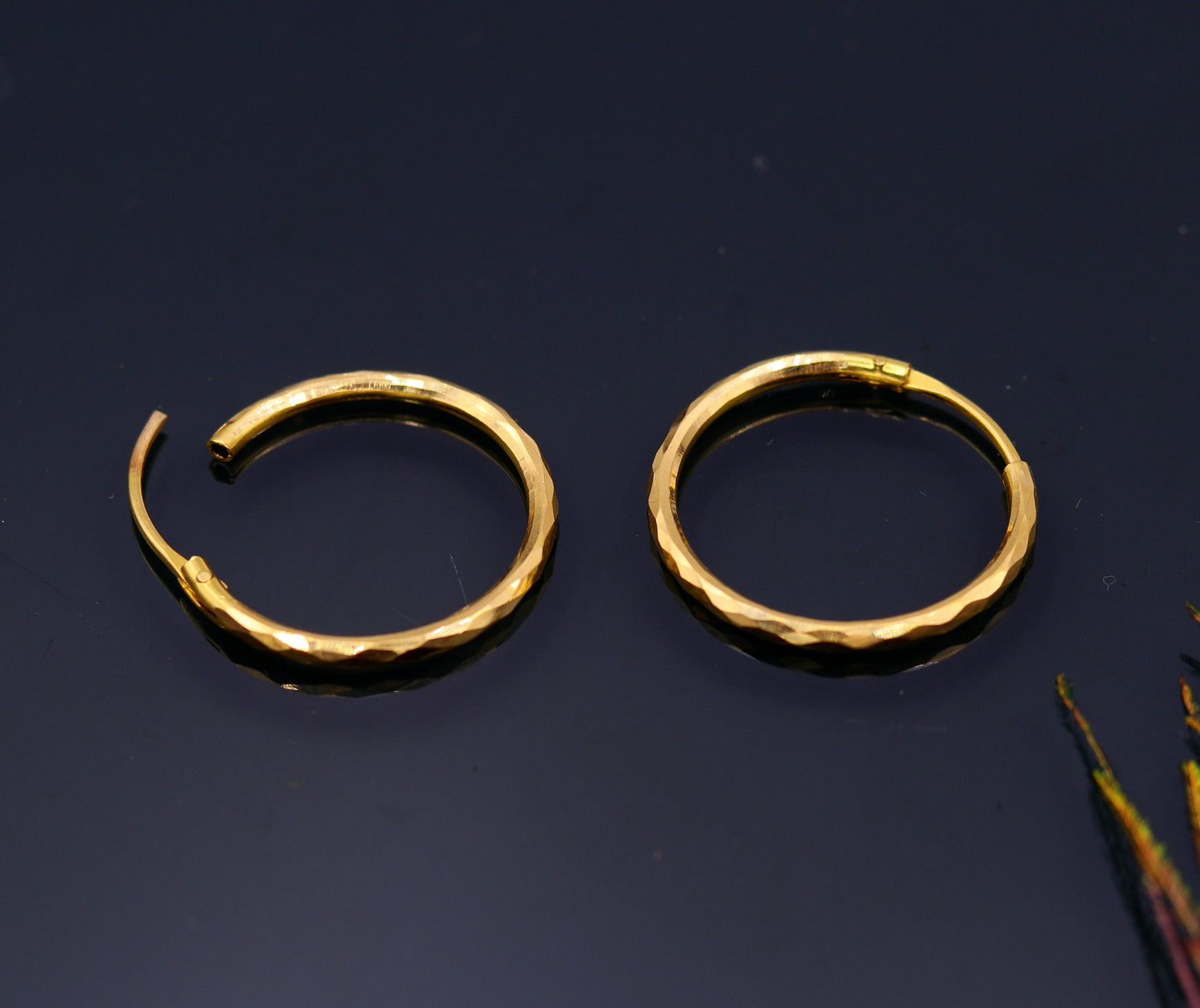 18 Kt yellow gold handmade fabulous hoops earring bali jewelry, excellent diamond cut design gifting jewelry form india - TRIBAL ORNAMENTS