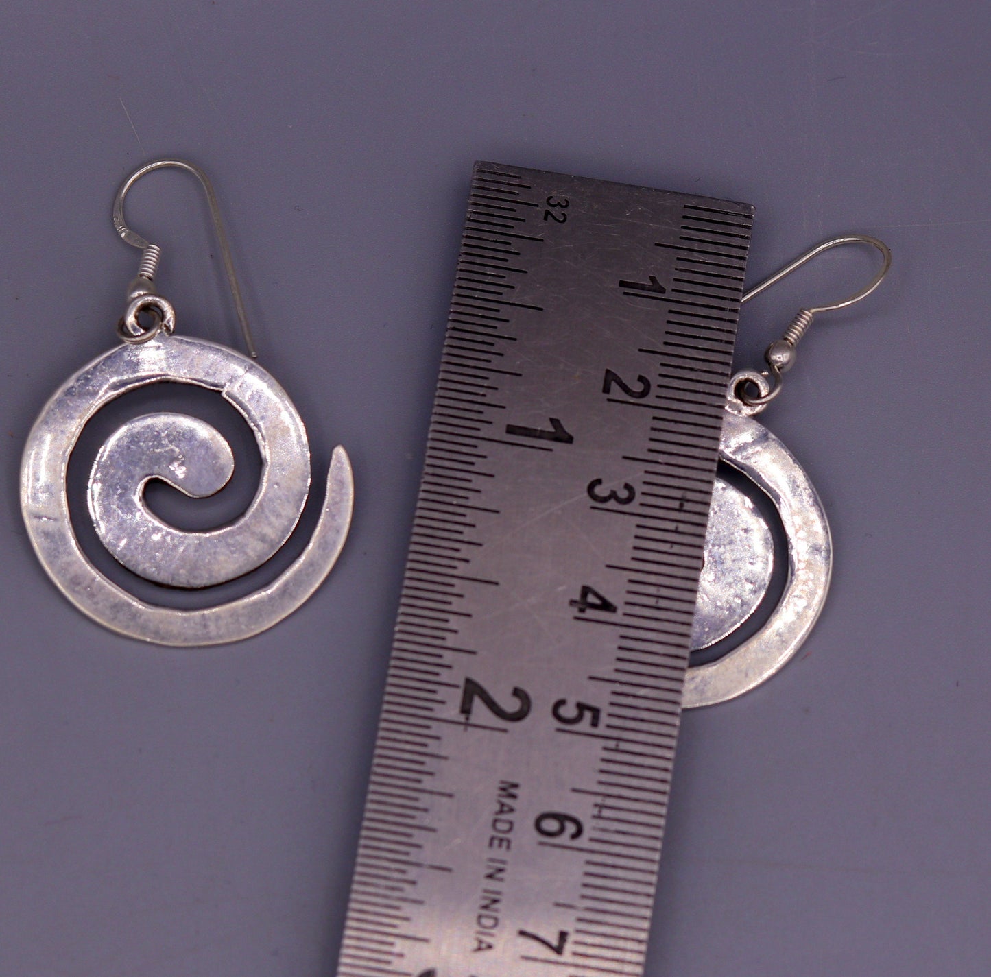 Amazing spiral design 925 solid sterling silver scratch link fancy hoops earrings tribal jewelry from Rajasthan india daily use jewelry s420 - TRIBAL ORNAMENTS