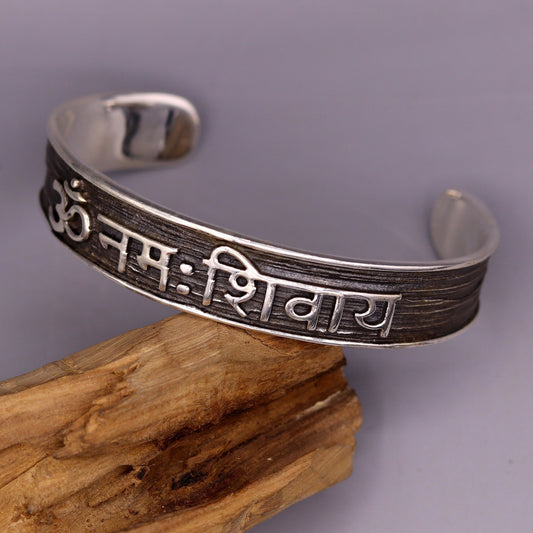 Vintage antique design adjustable mantra bangle bracelet 925 sterling silver "Aum Namah Shivay" unisex bracelet gifting jewelry nsk141 - TRIBAL ORNAMENTS