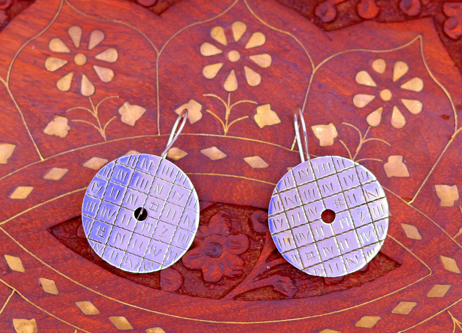 925 sterling silver gorgeous design hoops earrings tribal jewelry stylish modern women's gifting jewelry s601 - TRIBAL ORNAMENTS