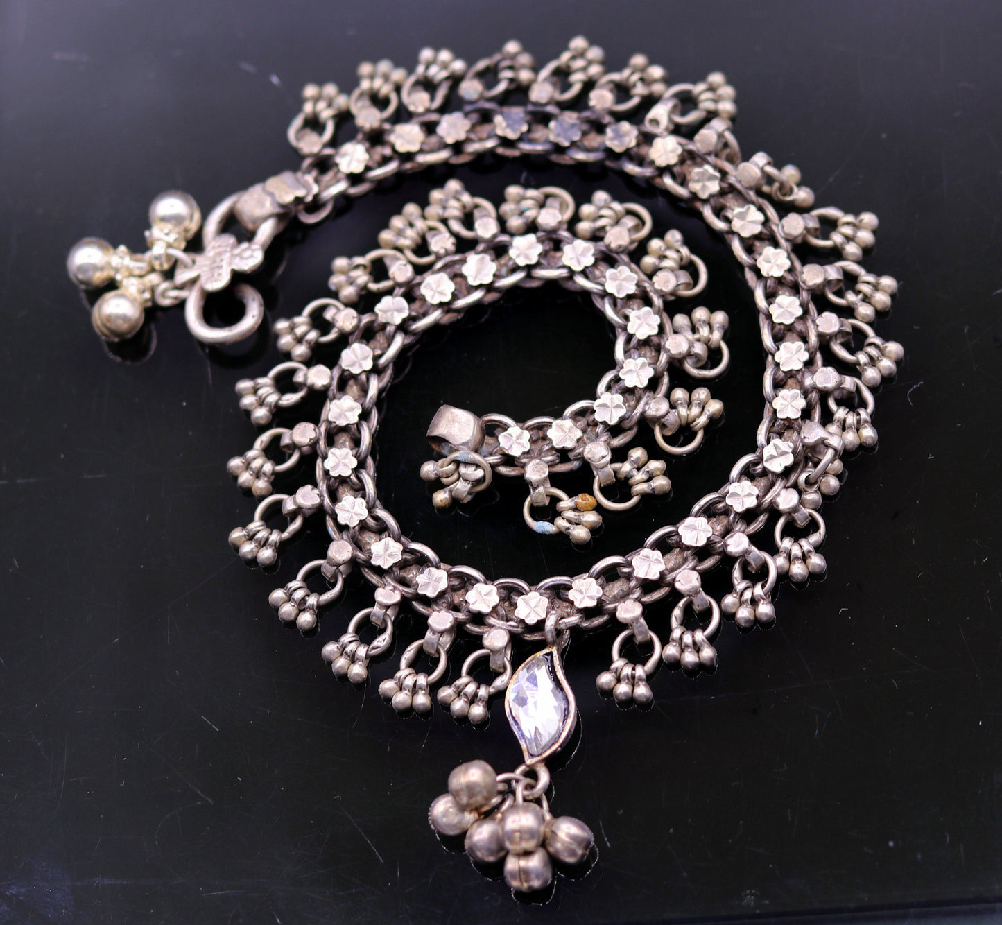 Vintage antique old silver anklet ankle bracelet, single ankle used tribal belly dance jewelry, charm foot bracelet from Rajasthan anko24 - TRIBAL ORNAMENTS