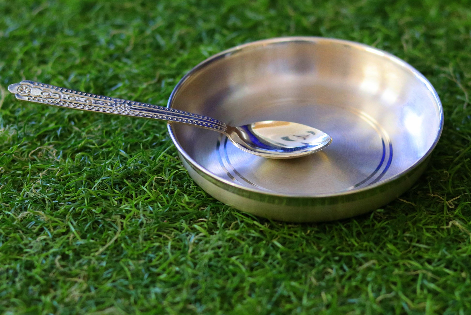 999 sterling silver handmade silver plate tray and spoon set, silver baby vessels set , silver vessels , silver utensils from india sv04 - TRIBAL ORNAMENTS