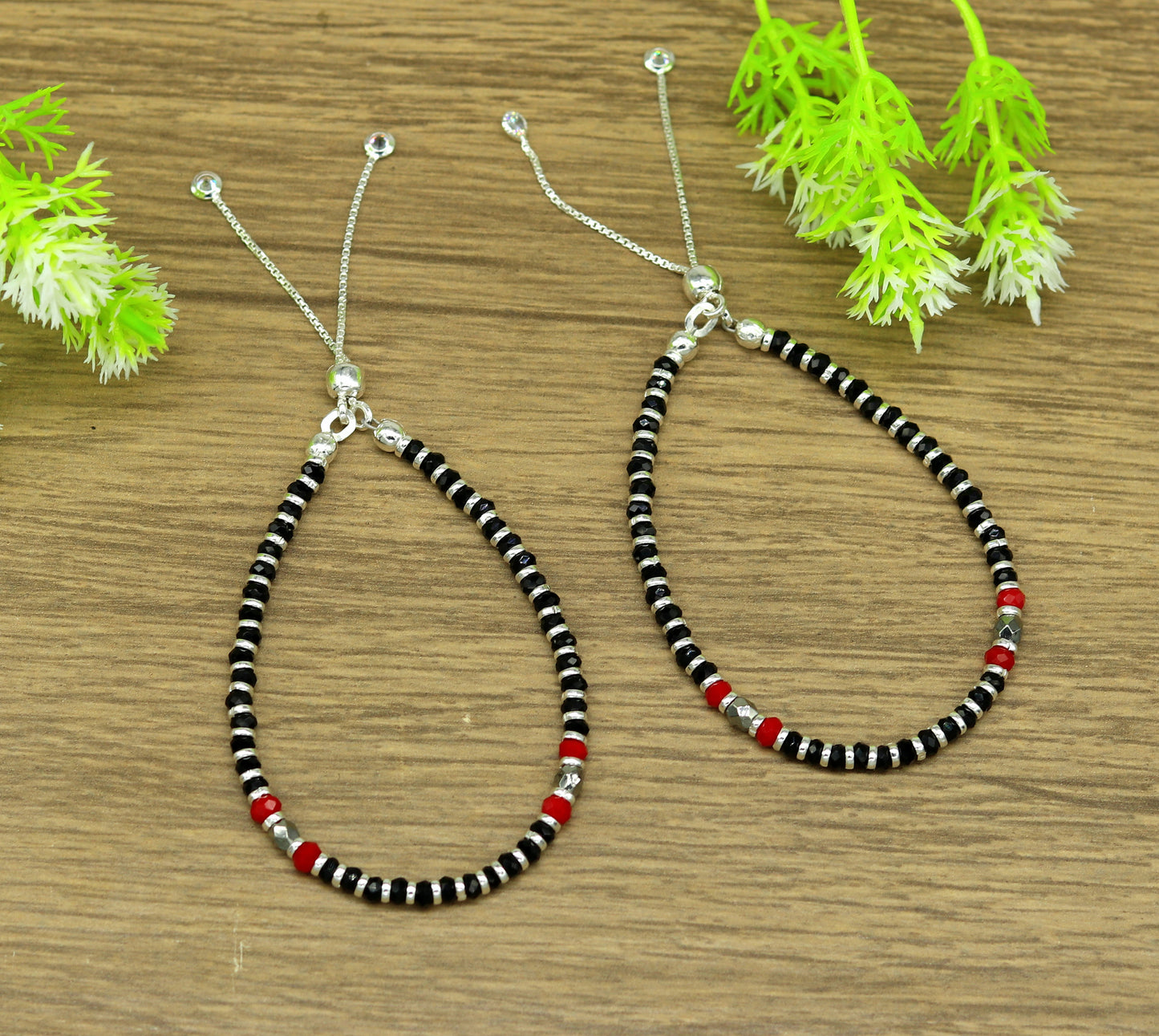 7" long 925 sterling silver gorgeous black and red beaded bracelet, charm bracelet, customized bracelet adjustable girl's jewelry sbr160 - TRIBAL ORNAMENTS