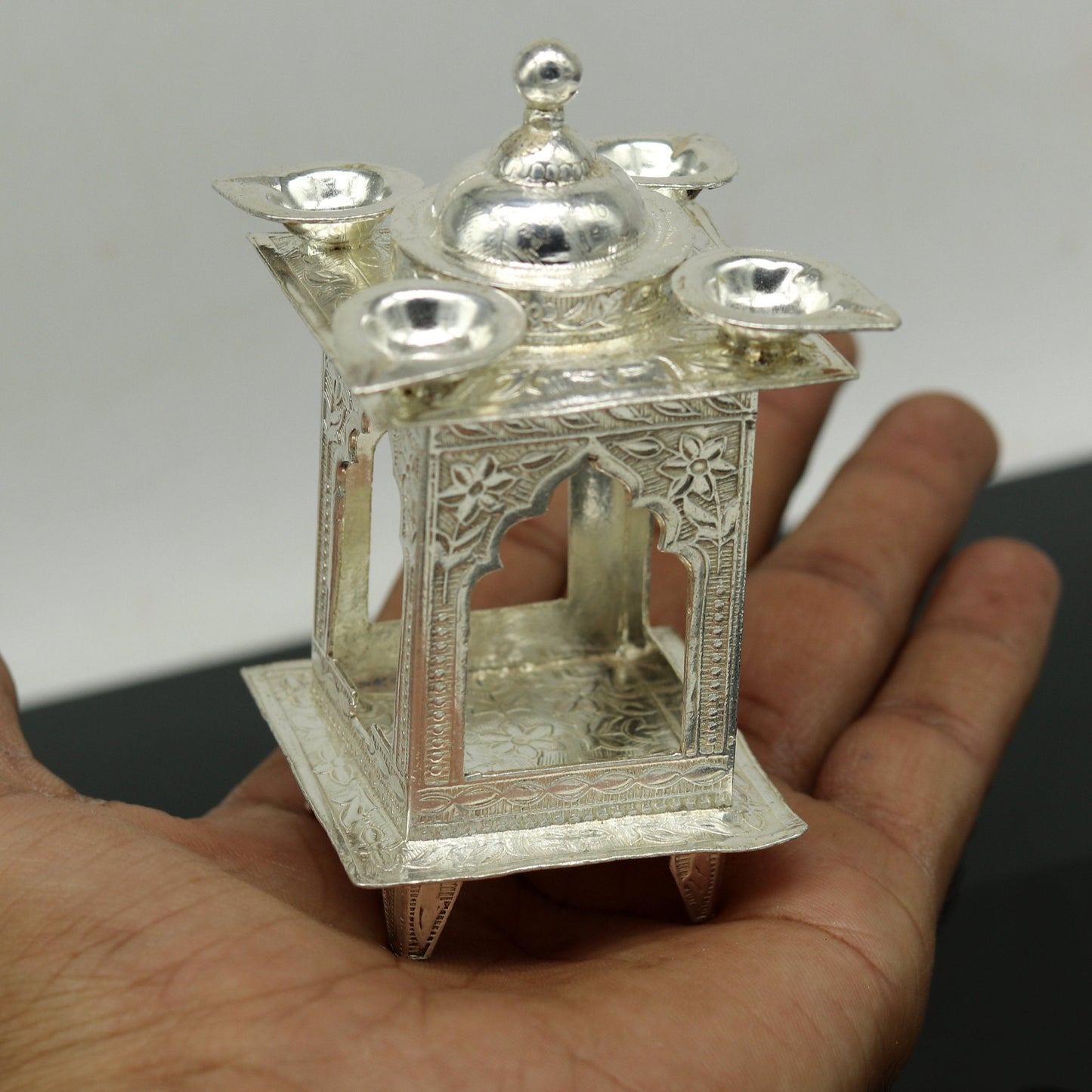 Sterling silver handmade amazing design home mini temple with oil lamp, amazing handcrafting work home decor temple art figurine sst12 - TRIBAL ORNAMENTS