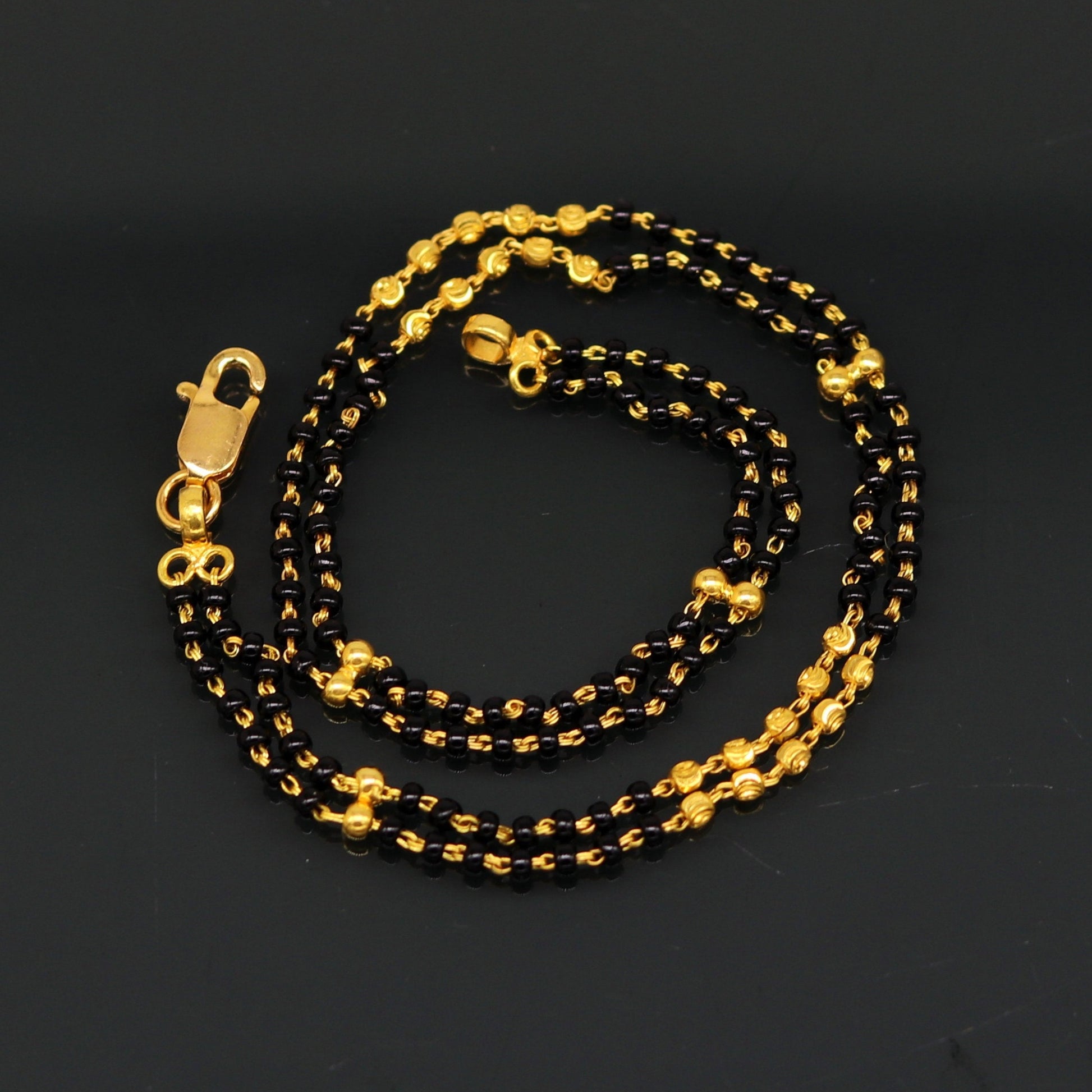 22kt yellow gold handmade gorgeous 2 Line black stone customized bracelet. awesome stylish bridesmaid personalized gifting jewelry br38 - TRIBAL ORNAMENTS