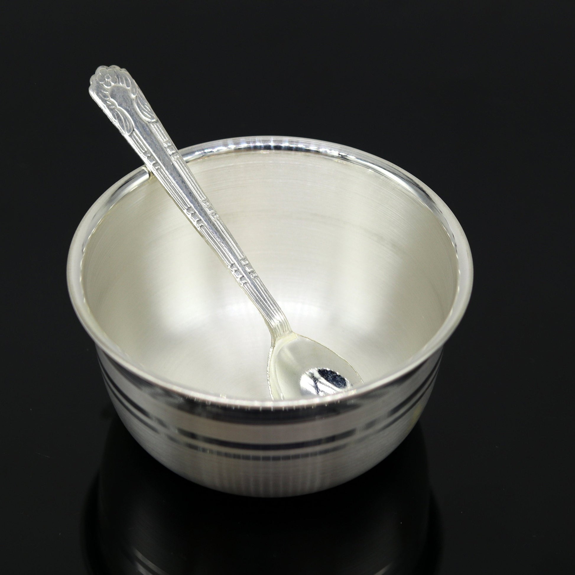 Exclusive 999 pure silver handmade utensils bowl and spoon, kitchen serving bowl, silver vessel, baby feeding, baby healthy tumbler sv92 - TRIBAL ORNAMENTS