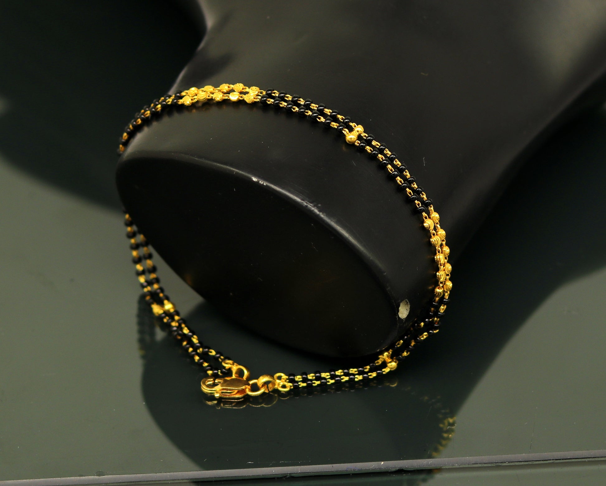 22kt yellow gold handmade gorgeous 2 Line black stone customized bracelet. awesome stylish bridesmaid personalized gifting jewelry br38 - TRIBAL ORNAMENTS