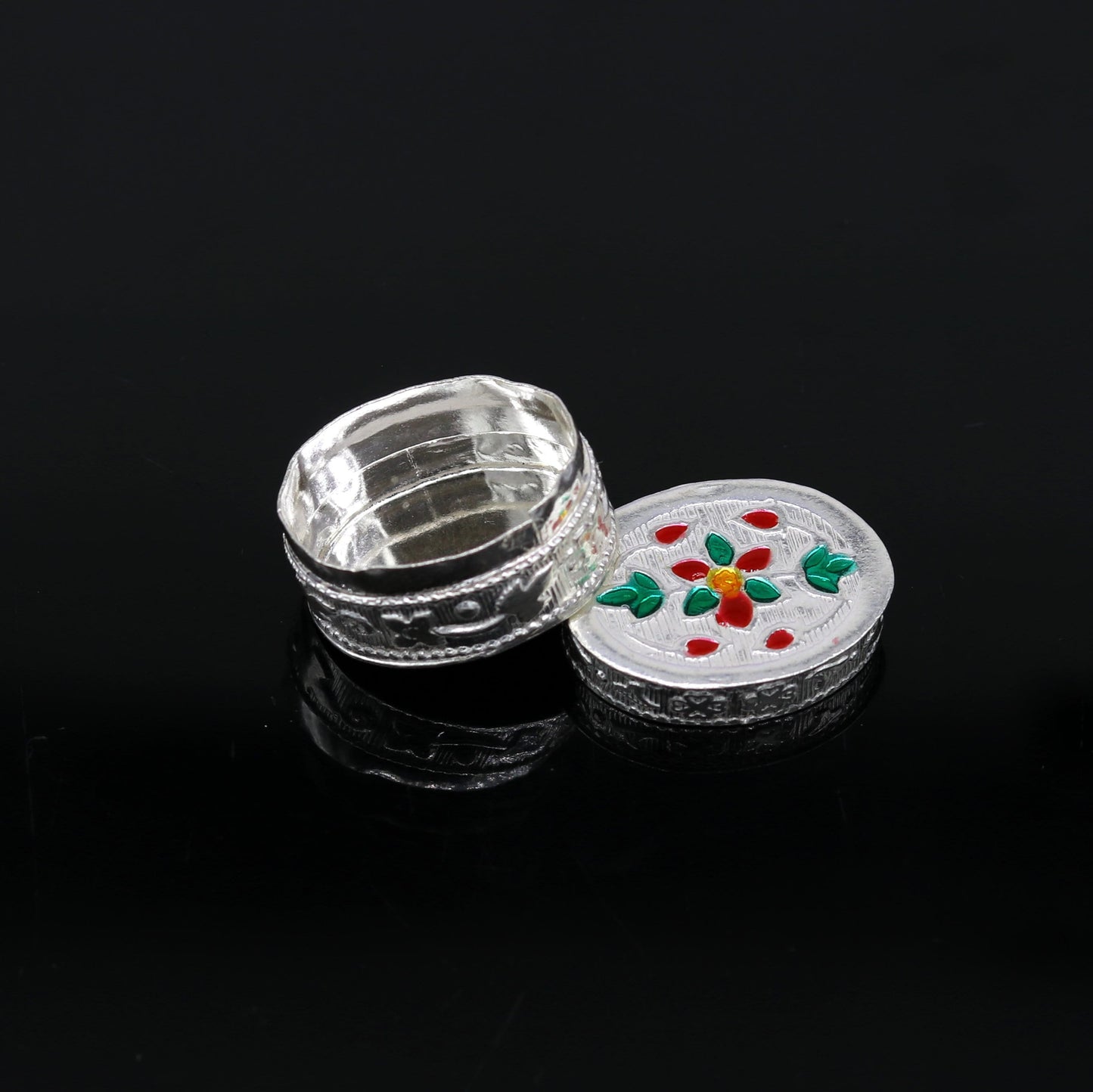 925 sterling silver handmade gorgeous oval shape small trinket box, floral enamel casket box, gifting container box, silver article stb76 - TRIBAL ORNAMENTS
