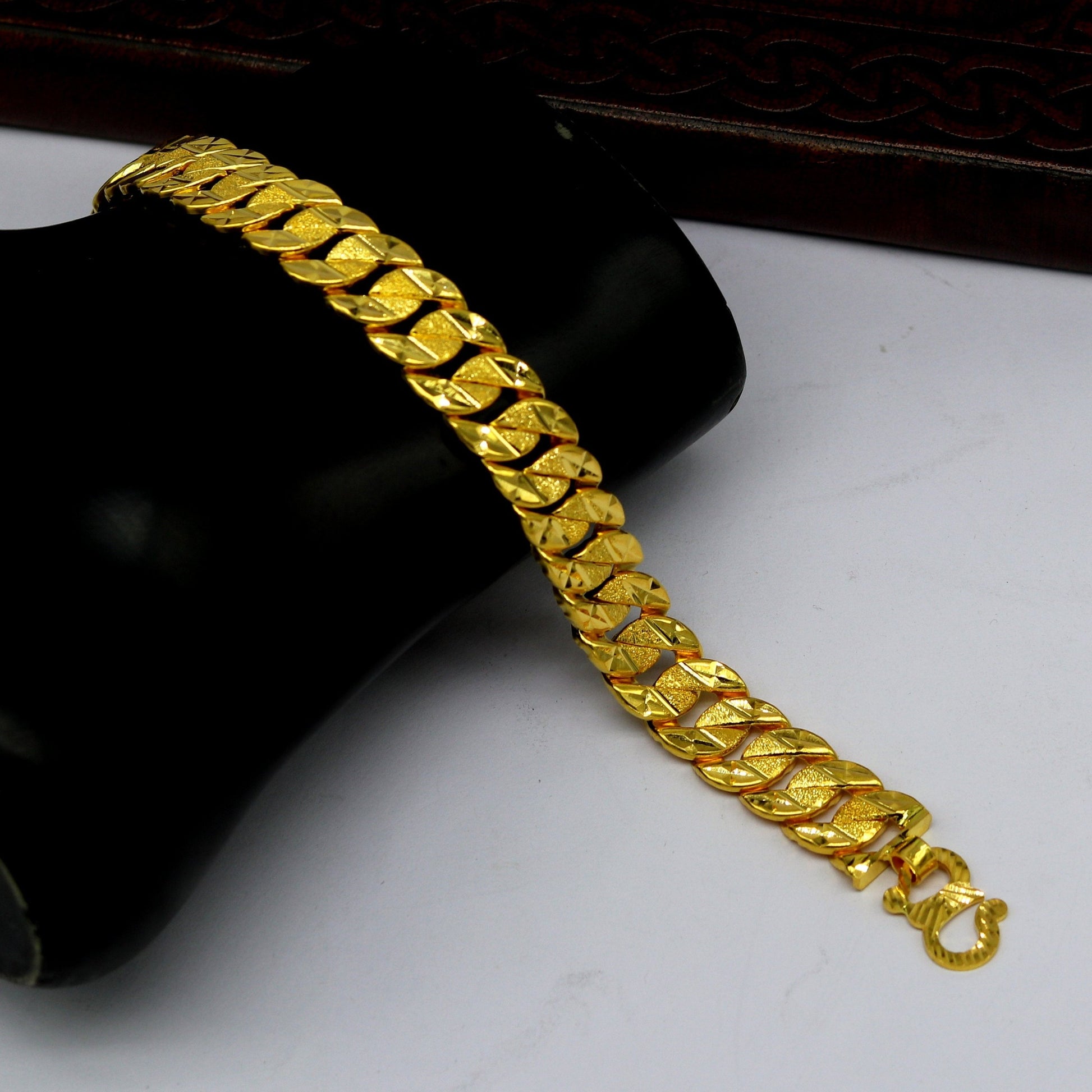 Amazing 22kt yellow gold custom made stylish design fabulous flexible bracelet, best gift unisex personalized gold fancy jewelry br48 - TRIBAL ORNAMENTS