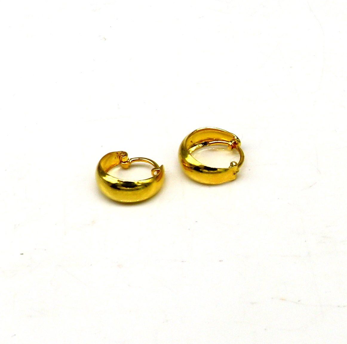 18kt yellow fine gold handmade customized hoops earring, excellent brides made clip on earring, Huggie Hoop Earrings jewelry ho65 - TRIBAL ORNAMENTS