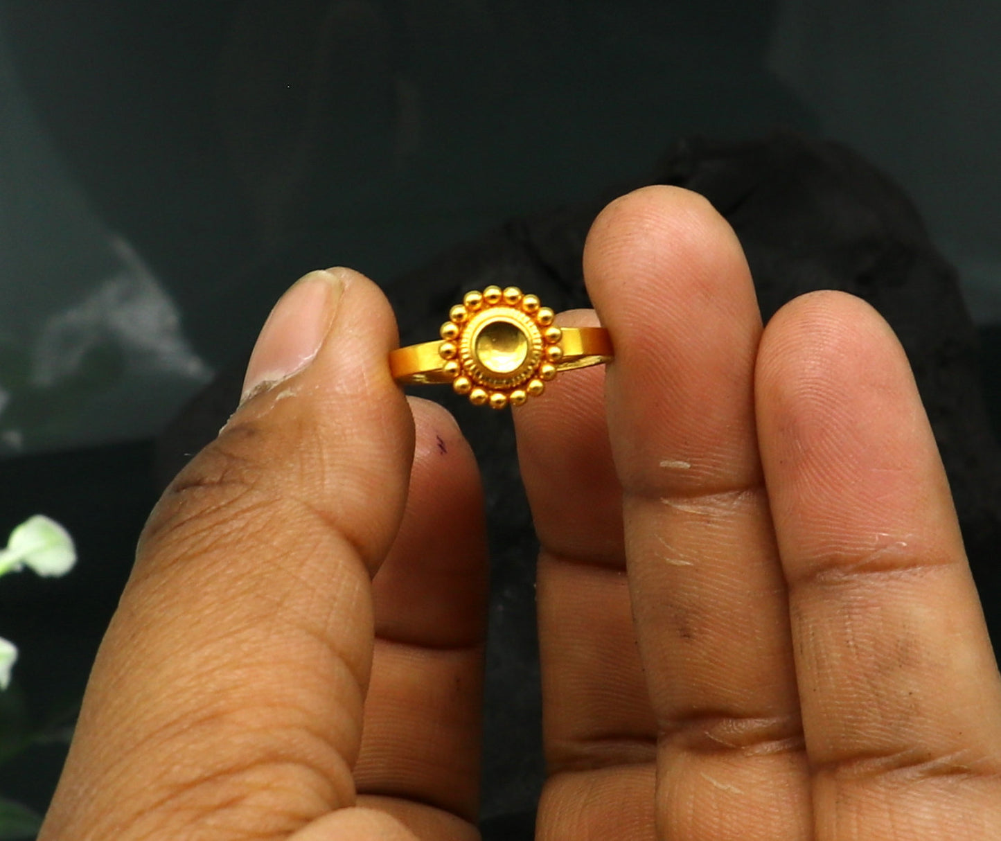 20 kt yellow gold vintage stylish design ring band 7usa size 2.65 grams light weight gifting brides jewelry from india gring29 - TRIBAL ORNAMENTS