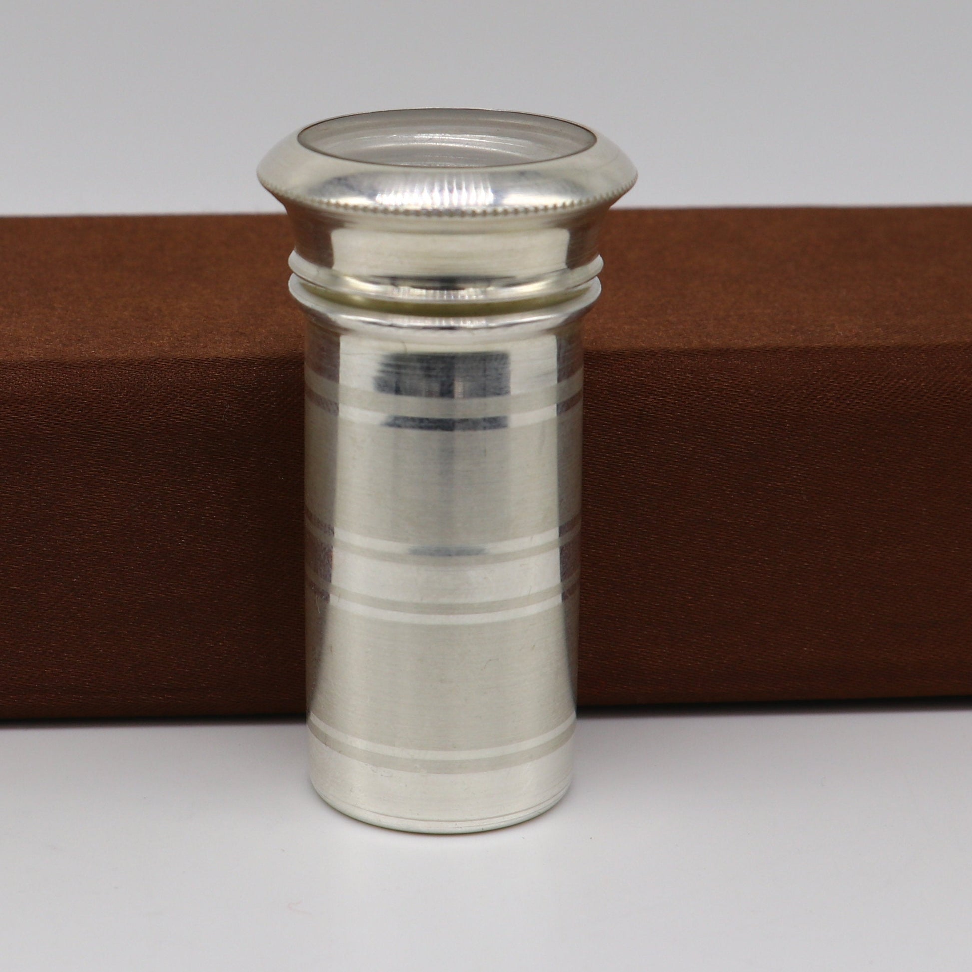 999 fine solid silver handmade small pill box, Tobacco box, storage box silver utensils, silver box, personal box men's accessories su151 - TRIBAL ORNAMENTS