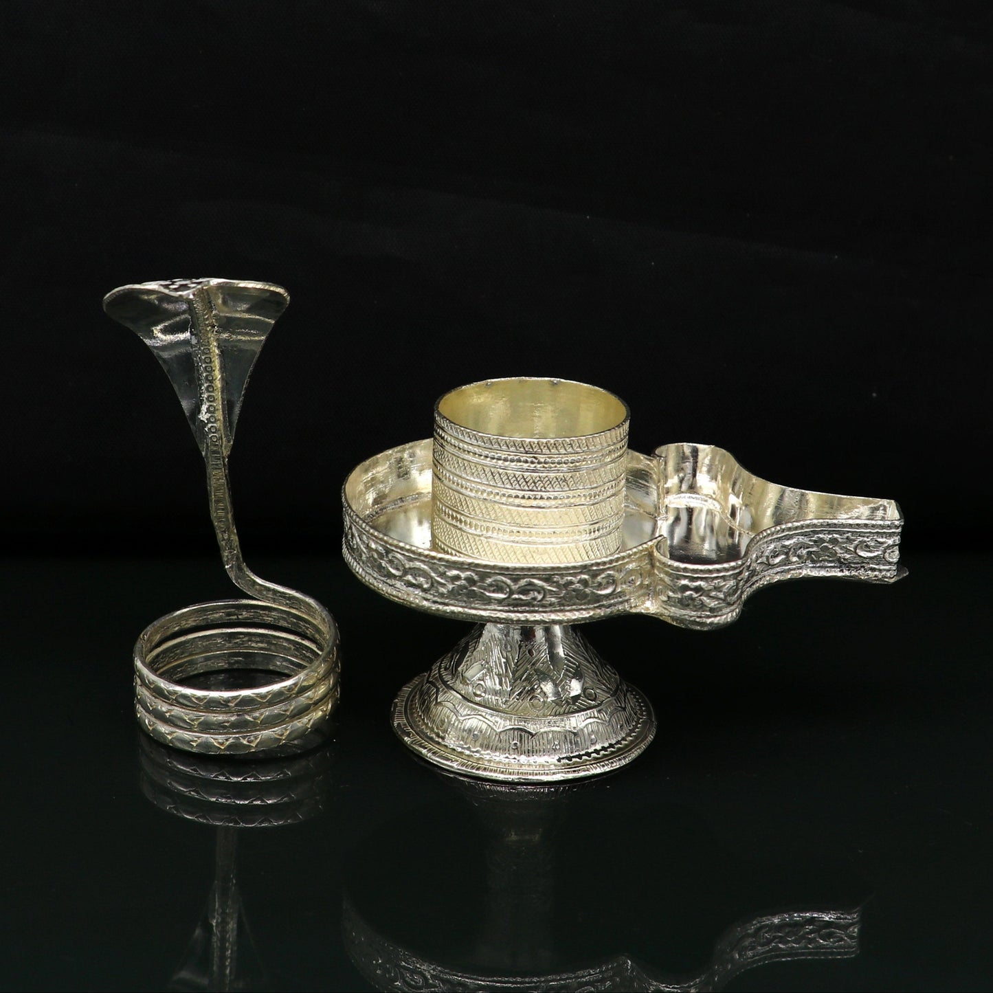 Handcrafted 925 solid silver lord shiva lingam stand/jalheri, use to put shiva lingam,home temple Article, awesome handmade article su170 - TRIBAL ORNAMENTS