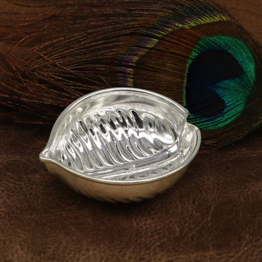 925 sterling silver handcrafted design tilak bowl, sindur bowl, kesar chandan, saffron sandal bowl, puja utensils, baby feeder article su176 - TRIBAL ORNAMENTS