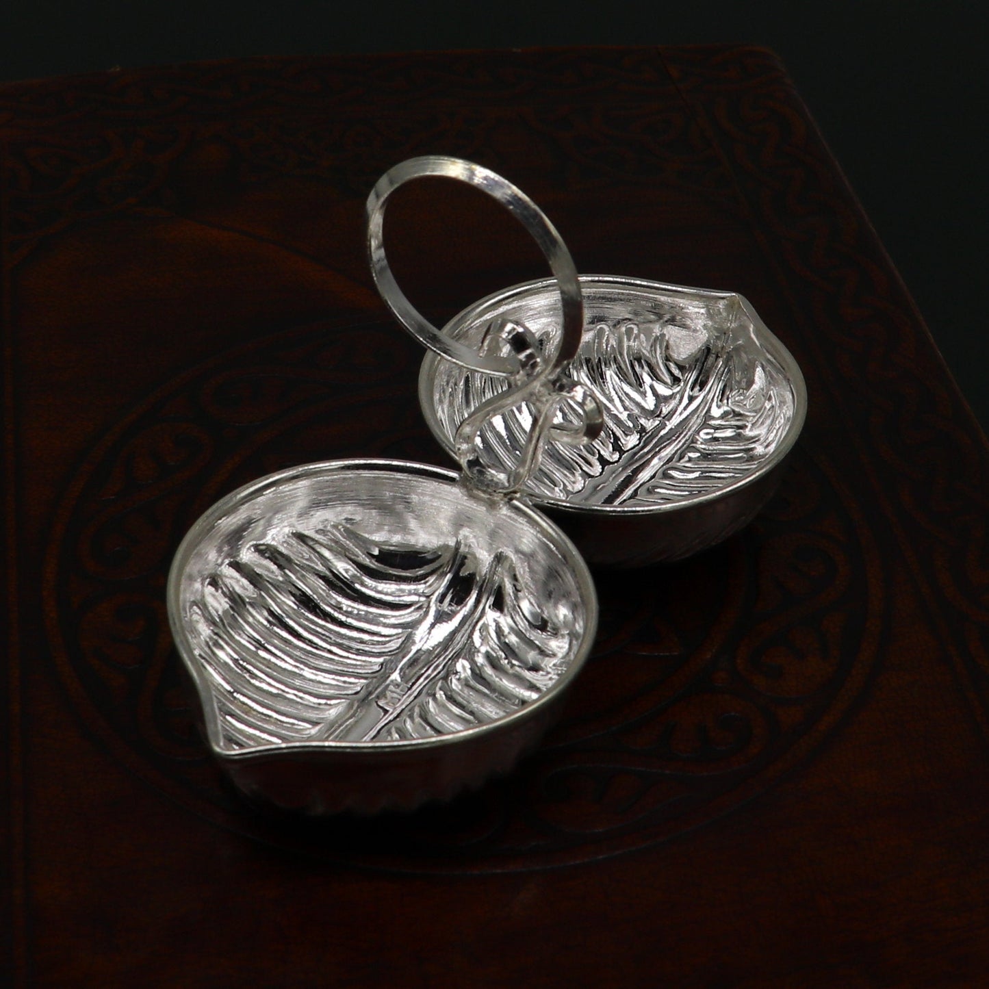 Handmade pure 925 sterling silver gorgeous leaf design stylish tilak combo mini bowl, tilak patra, puja utensils, temple article su180 - TRIBAL ORNAMENTS