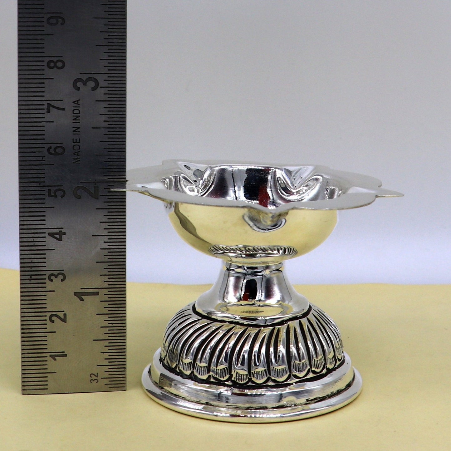925 pure sterling silver chitai work kandrai work design oil lamp, silver Deepak, silver temple article, puja utensils art figurine su142 - TRIBAL ORNAMENTS