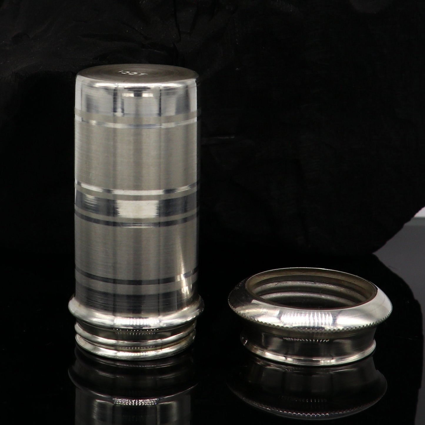 999 fine solid silver handmade small pill box, Tobacco box, storage box silver utensils, silver box, personal box men's accessories su151 - TRIBAL ORNAMENTS