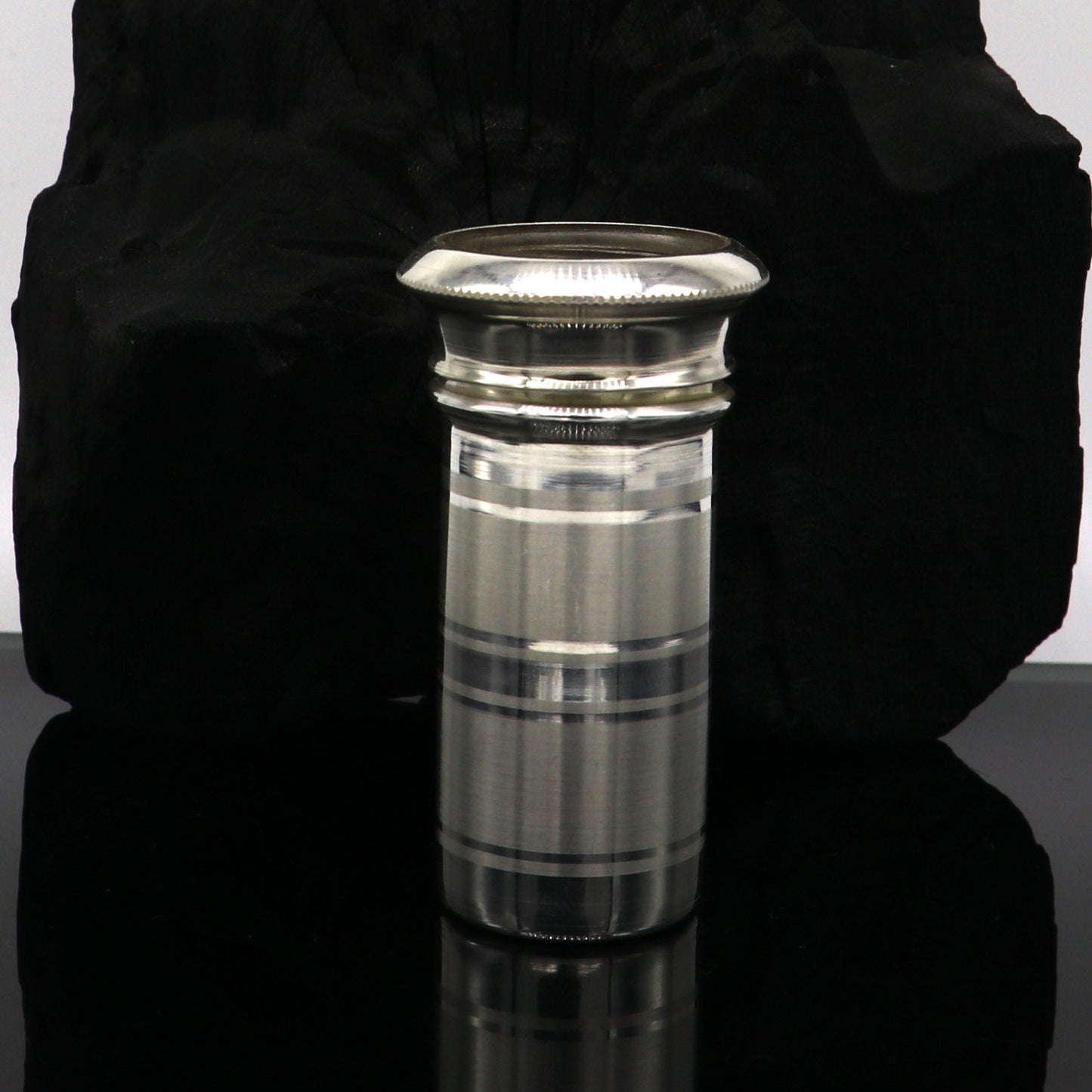 999 fine solid silver handmade small pill box, Tobacco box, storage box silver utensils, silver box, personal box men's accessories su151 - TRIBAL ORNAMENTS