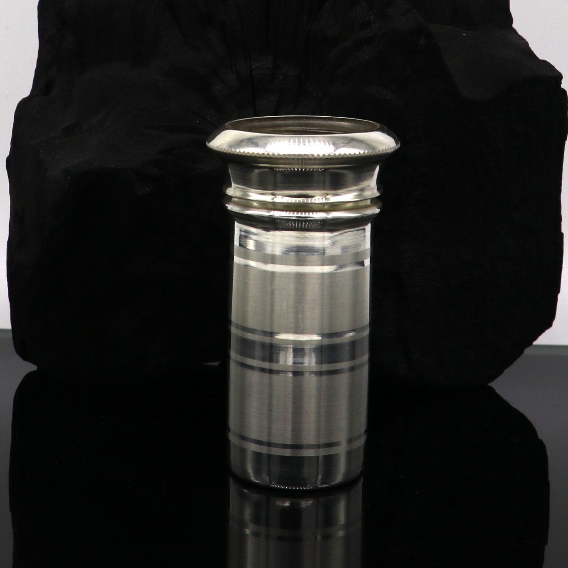 999 fine solid silver handmade small pill box, Tobacco box, storage box silver utensils, silver box, personal box men's accessories su151 - TRIBAL ORNAMENTS