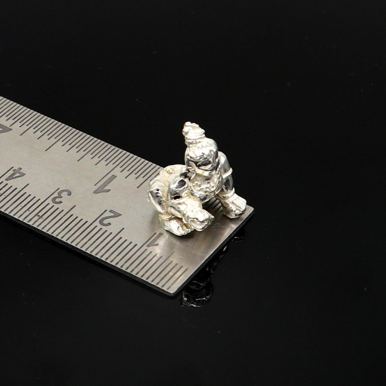 Solid silver handmade Hindu idol little Krishna, Ladu Gopal, small statue sculpture home temple Balgopal puja art, crawling krishna su198 - TRIBAL ORNAMENTS