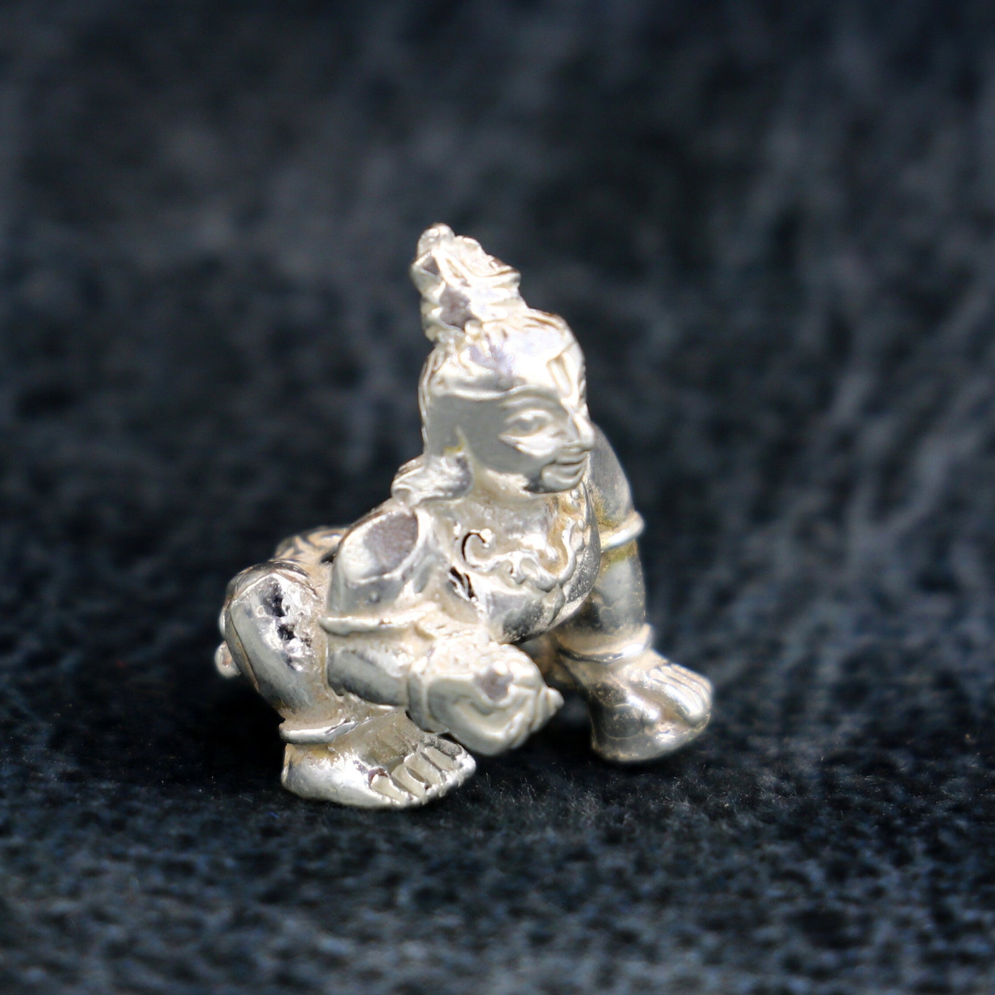 Solid silver handmade Hindu idol little Krishna, Ladu Gopal, small statue sculpture home temple Balgopal puja art, crawling krishna su198 - TRIBAL ORNAMENTS