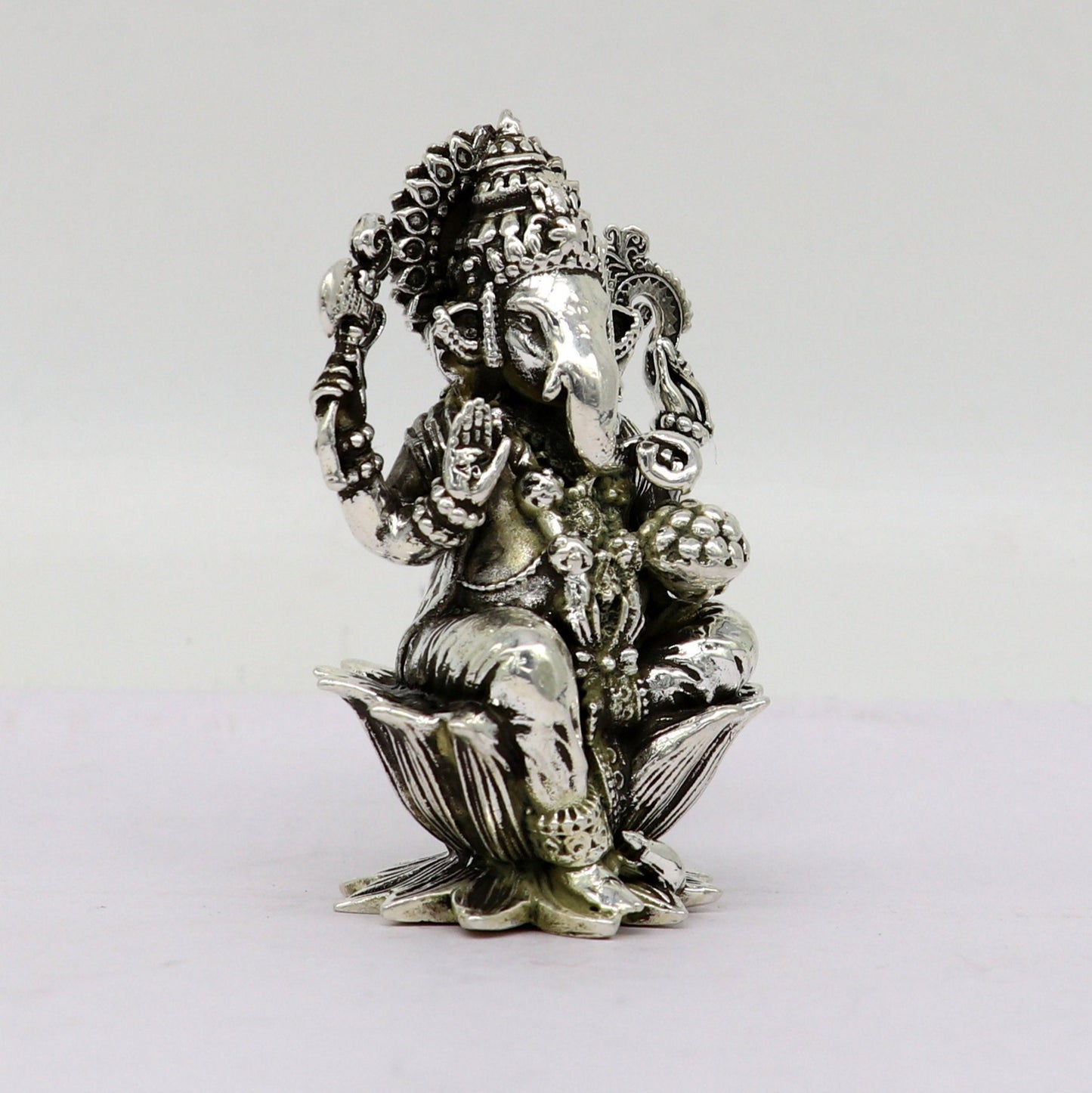 925 Sterling silver Lord Ganesh Idol, Pooja Articles, Silver Idols Figurine, handcrafted Lord Ganesh statue sculpture gifting art su213 - TRIBAL ORNAMENTS