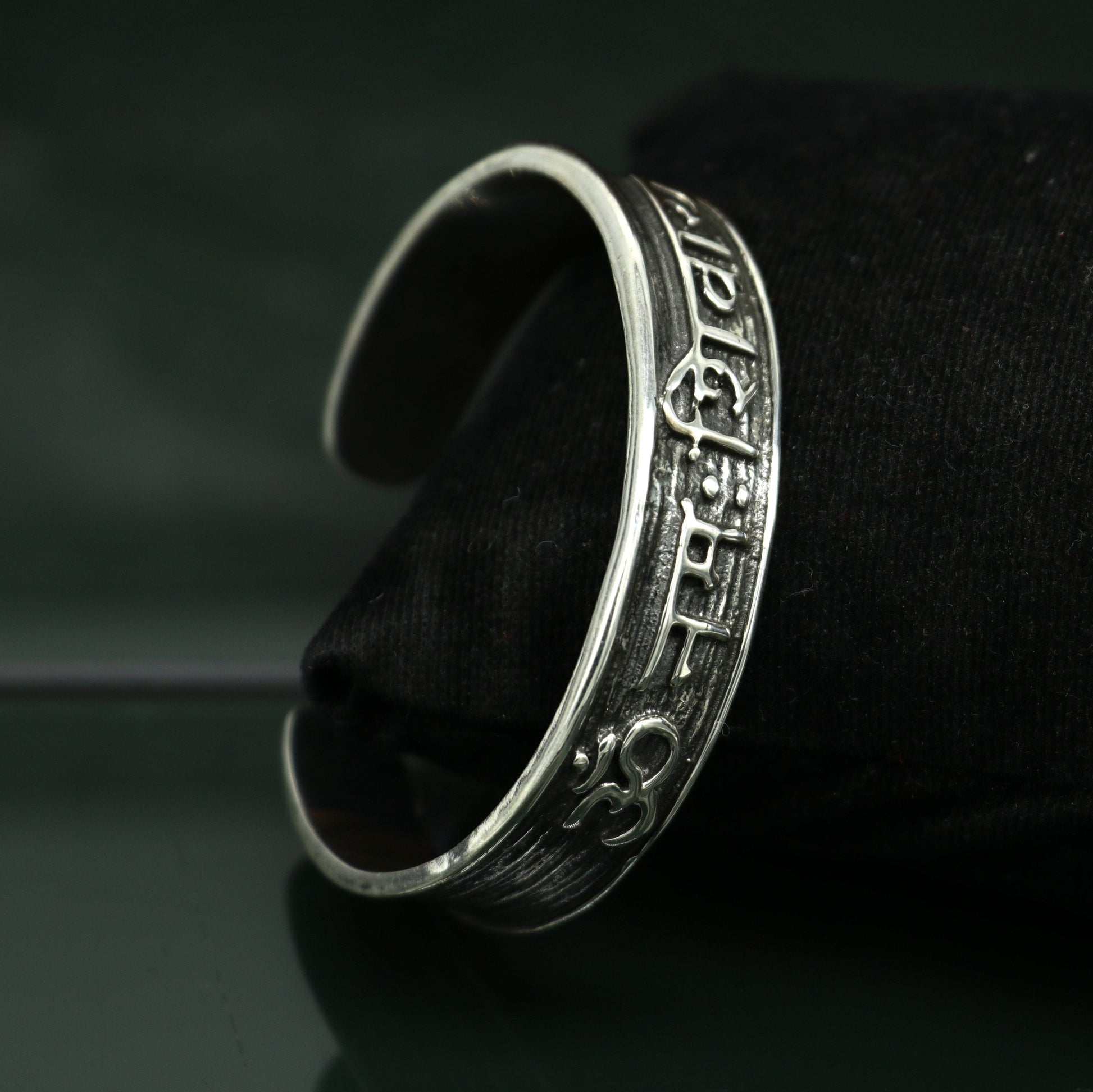 Authentic 925 sterling silver exclusive design handmade cuff kada bracelet, easy to adjust with your wrist, pure mantra kada jewelry cuff47 - TRIBAL ORNAMENTS