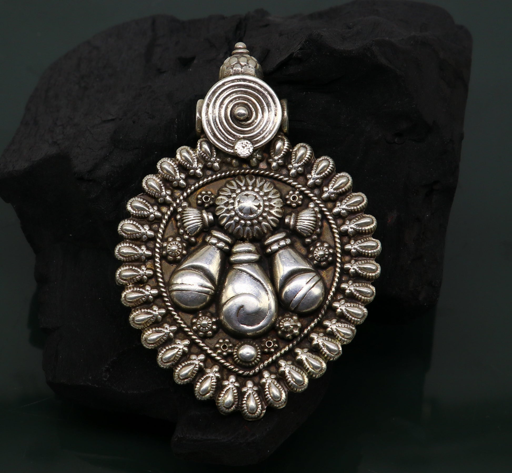 925 sterling silver handmade amazing vintage design pendant, unique handcrafted work pendant tribal Banjara ethnic bellydance jewelry nsp423 - TRIBAL ORNAMENTS