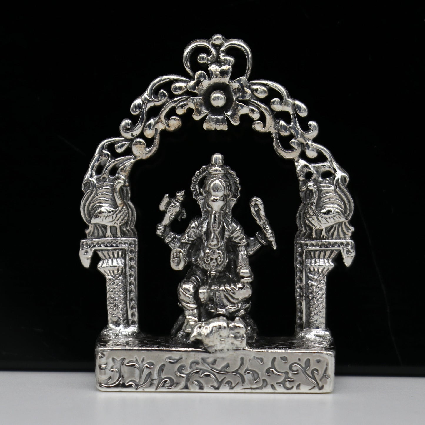 925 Sterling silver Lord Ganesh Idol, Pooja Articles, Silver Idols Figurine, handcrafted Lord Ganesh statue sculpture gifting art01 - TRIBAL ORNAMENTS