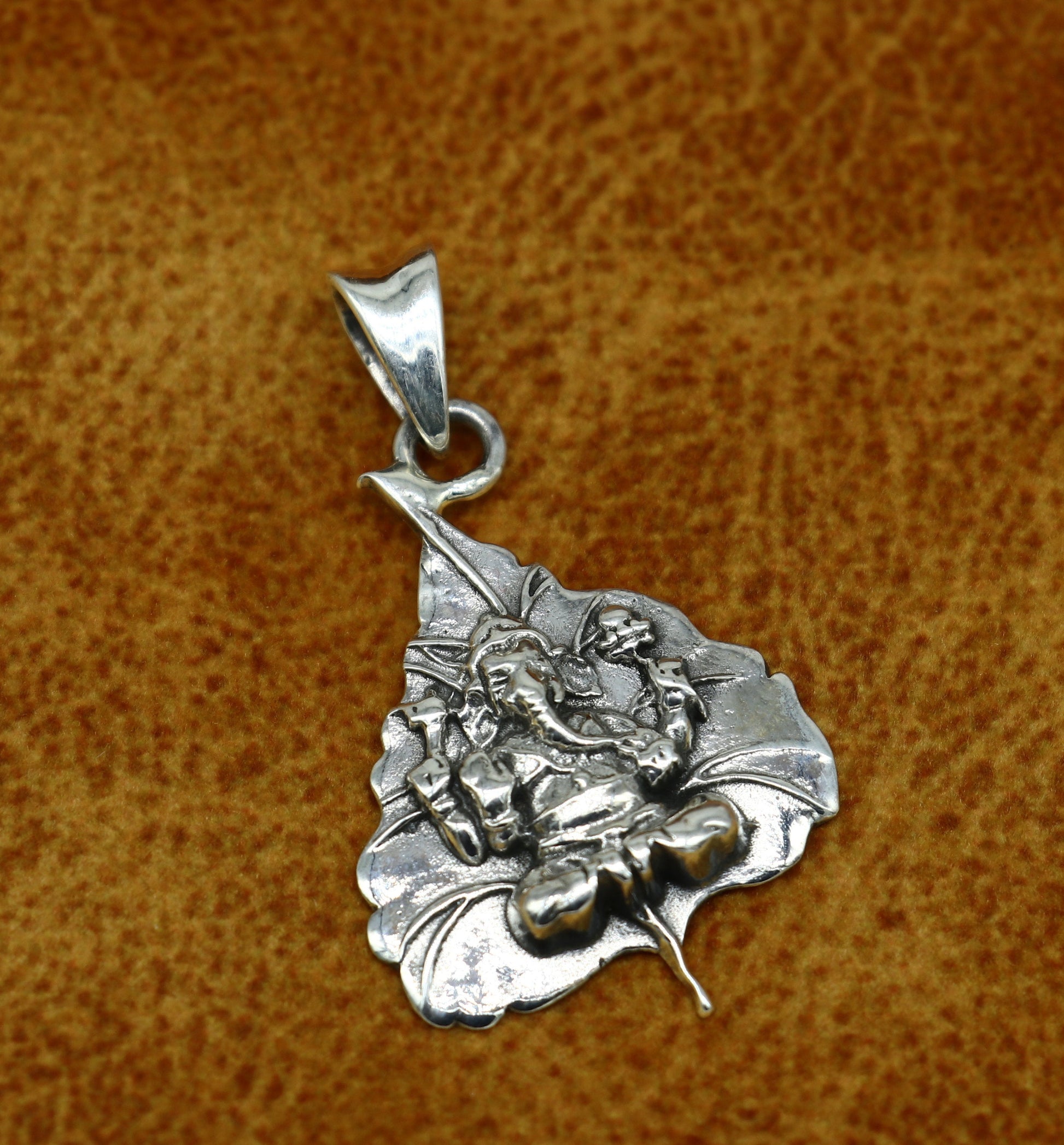 925 sterling silver customize vintage antique style Lord Ganesha Pendant, amazing leaf design stunning pendant unisex gifting jewelry ssp566 - TRIBAL ORNAMENTS