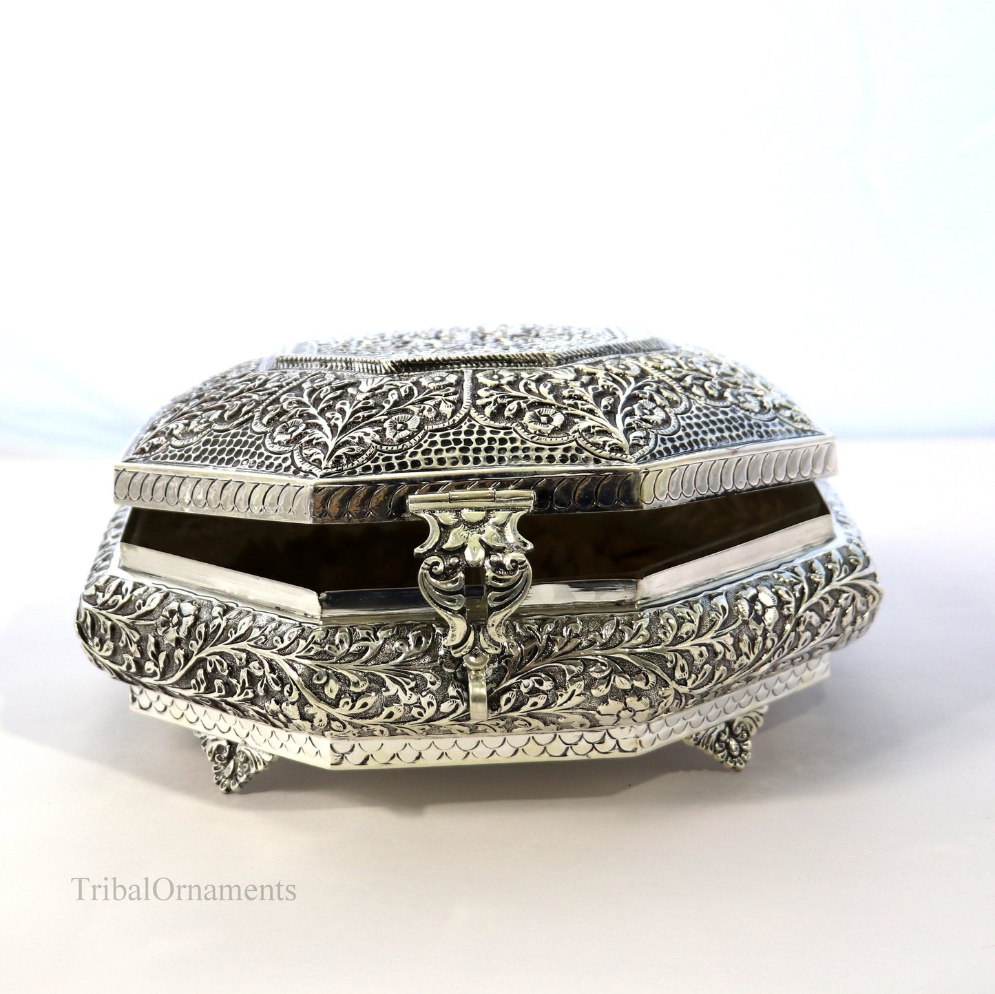 Vintage antique Royal design handmade 925 sterling silver dry fruit box, candy box, jewelry box, best brides gift or corporation gift box03 - TRIBAL ORNAMENTS