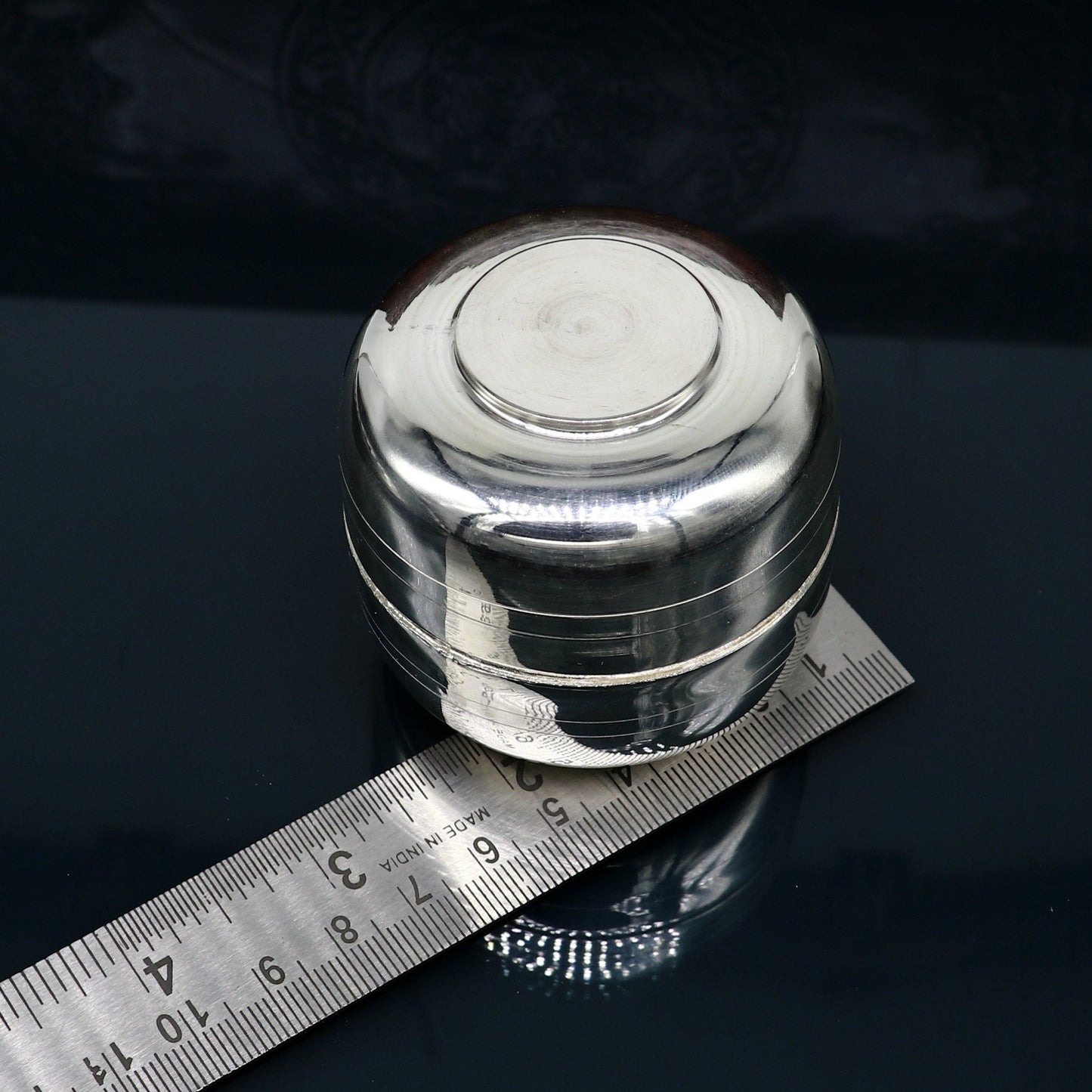 999 fine silver handmade gorgeous small Prasadam bowl or box, trinket box, container box, serving box for god, solid silver article sv188 - TRIBAL ORNAMENTS