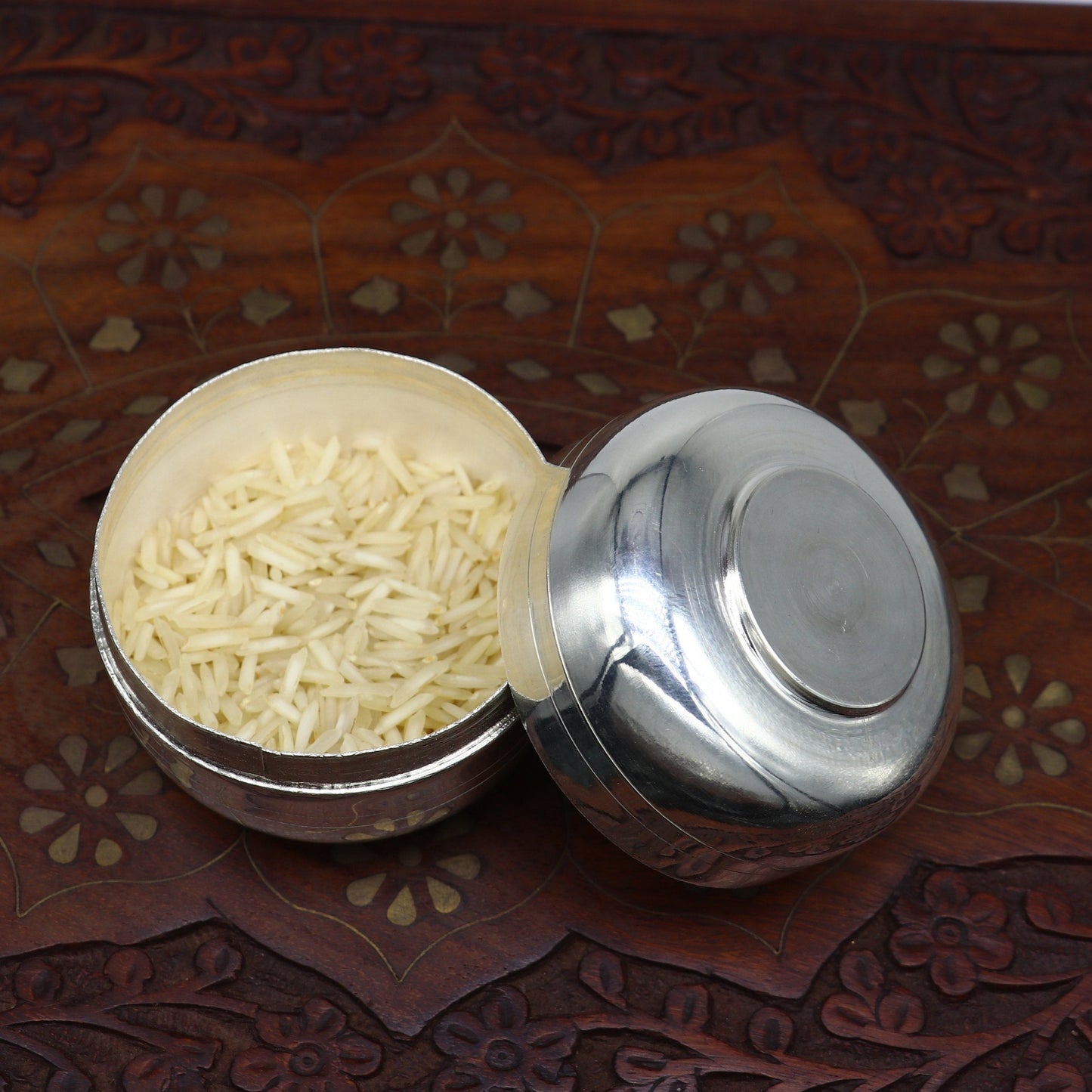 999 fine silver handmade gorgeous small Prasadam bowl or box, trinket box, container box, serving box for god, solid silver article sv188 - TRIBAL ORNAMENTS