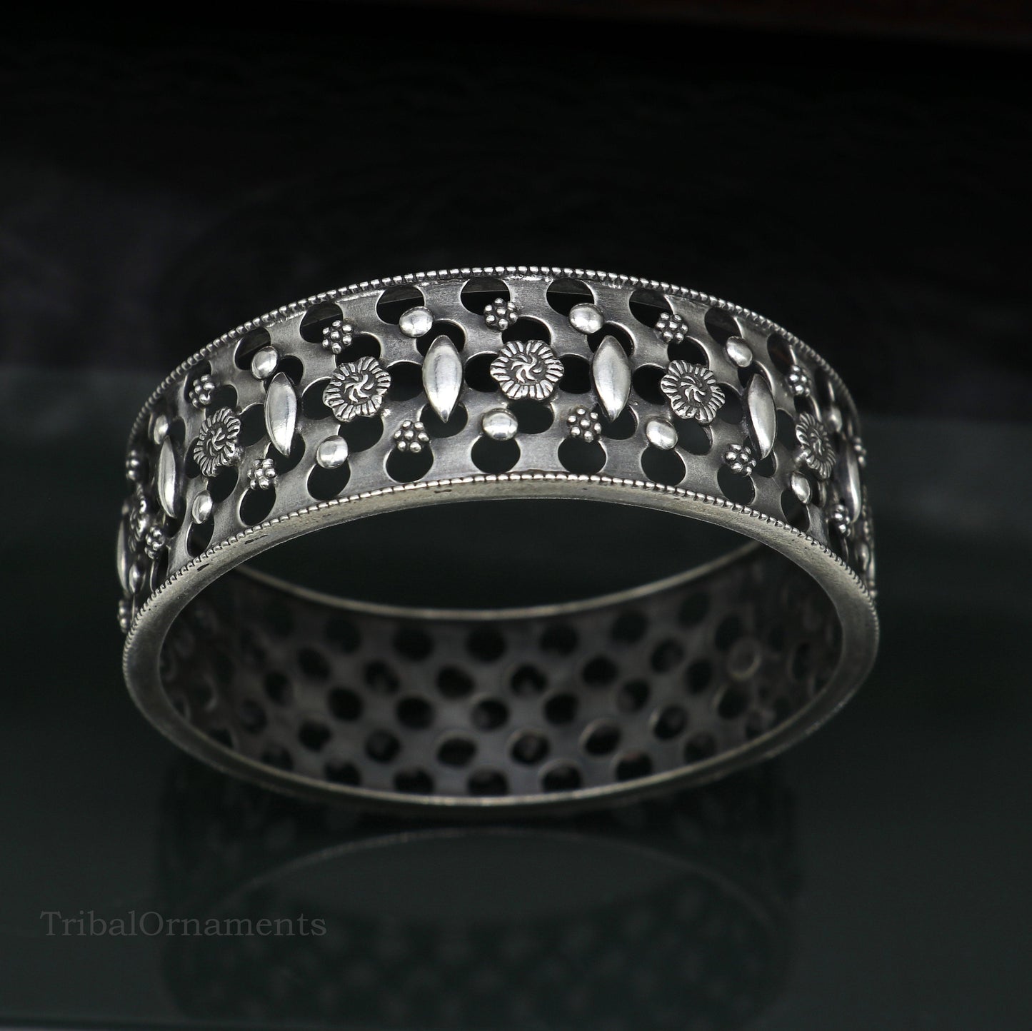 925 sterling silver handmade unique design floral bangle bracelet kada, customized bangle for girls who like vintage tribal style nba154 - TRIBAL ORNAMENTS