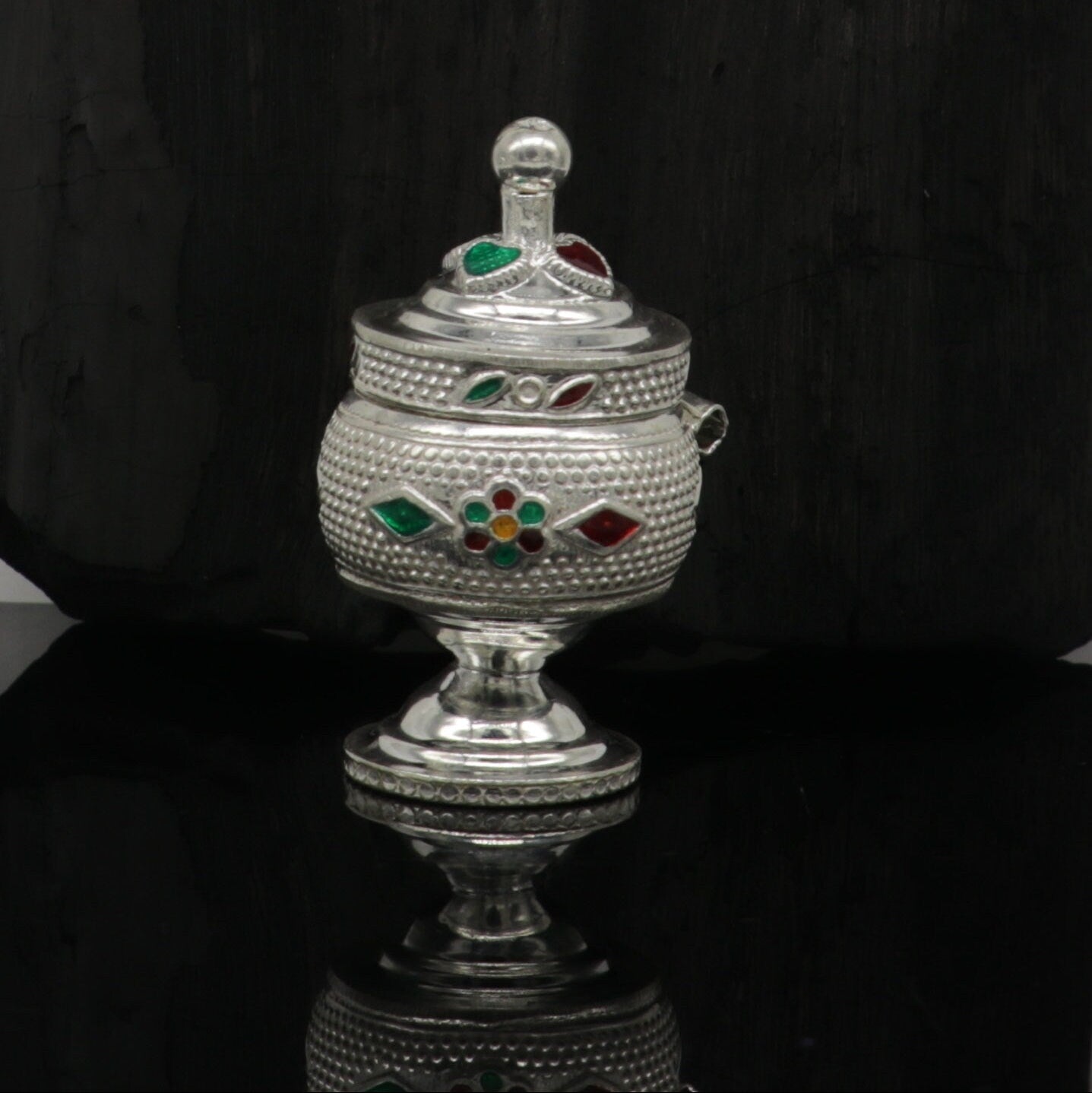 Exclusive gifting trinket box, sindur kumkum box, brides eye kajal box, 925 sterling silver handmade gifting article silver jewelry stb123 - TRIBAL ORNAMENTS