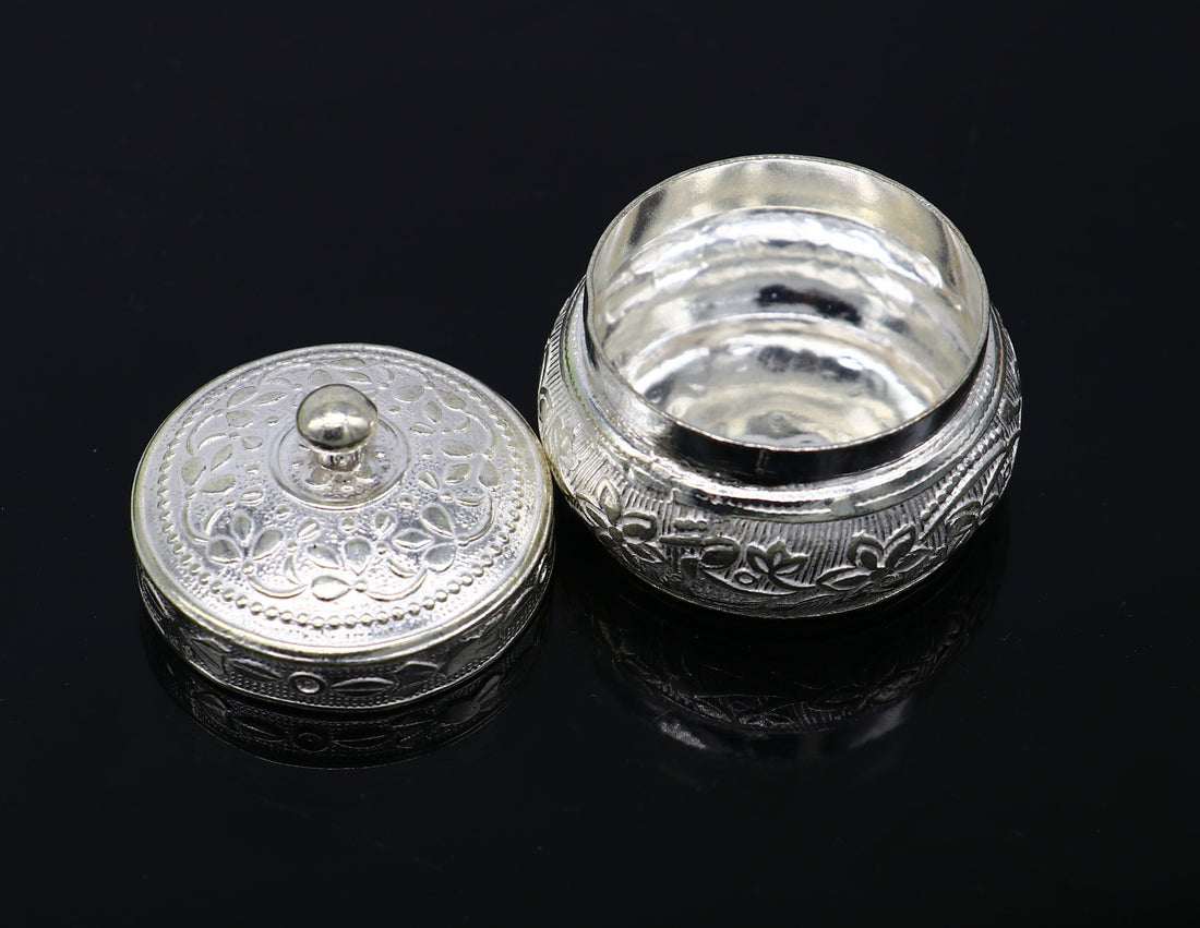 925 sterling silver unique antique design handmade brides eyes kajal box, surma box, kumkum sindur box, small trinket box article stb112 - TRIBAL ORNAMENTS