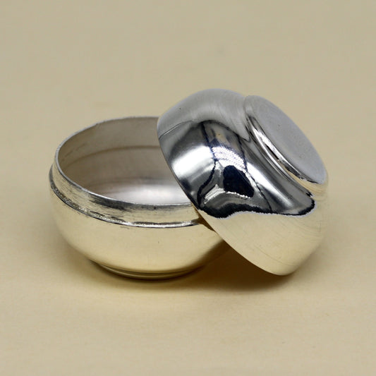 999 fine silver handmade gorgeous small idol's Prasad box, trinket box, container box, brides Sindur box, solid silver article utensil sv185 - TRIBAL ORNAMENTS