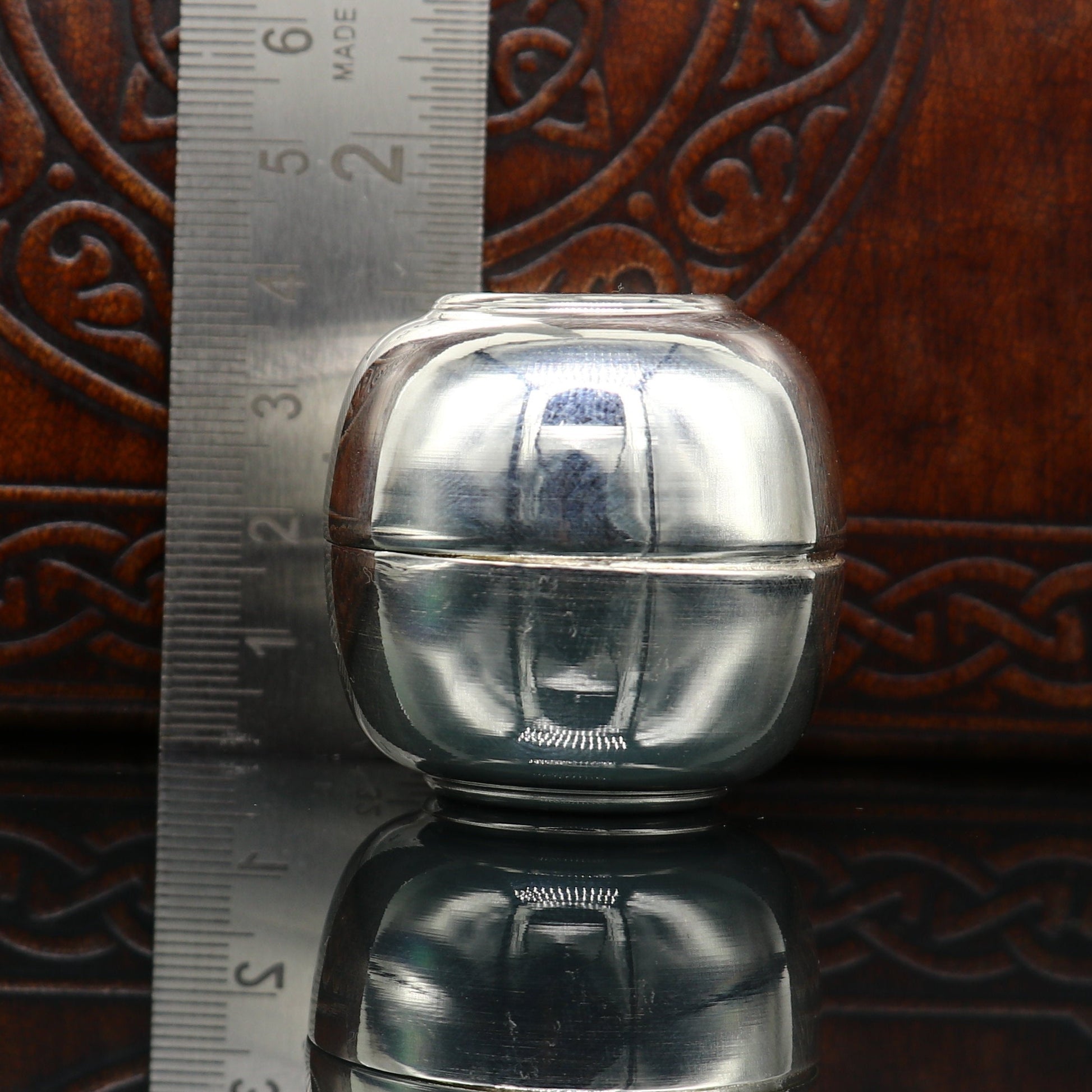 999 fine silver handmade gorgeous small Prasadam bowl or box, trinket box, container box, brides Sindur box, solid silver article sv187 - TRIBAL ORNAMENTS