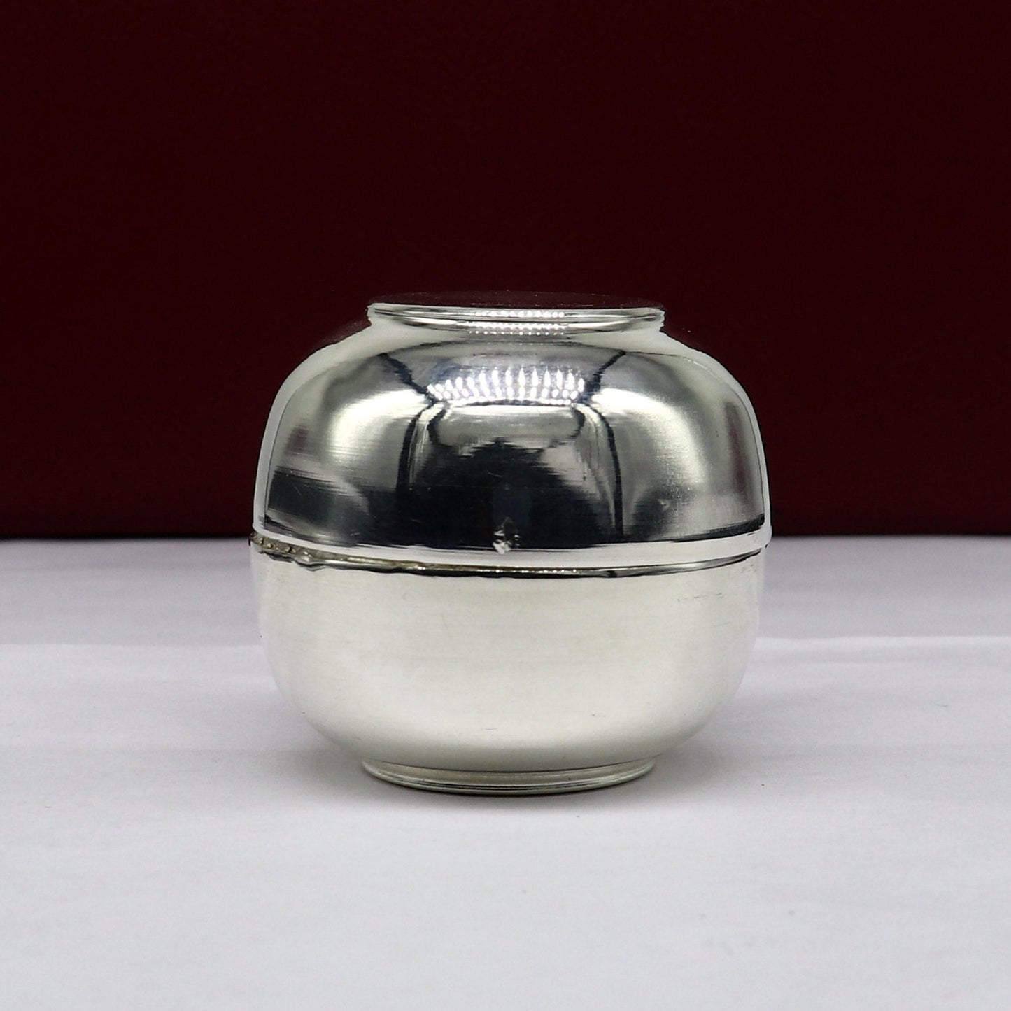 999 fine silver handmade gorgeous small Prasadam bowl or box, trinket box, container box, serving box for god, solid silver article sv189 - TRIBAL ORNAMENTS