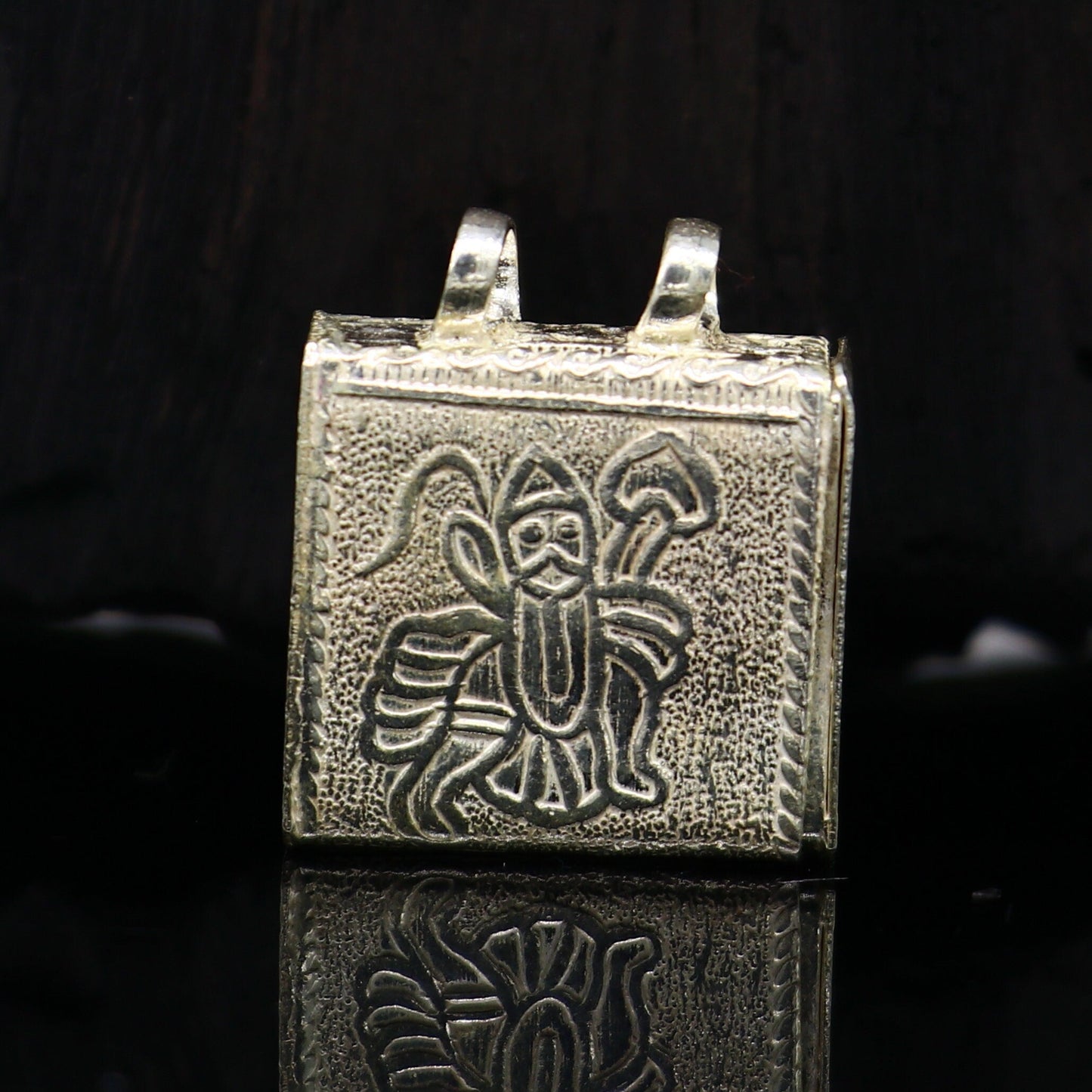 925 sterling silver handmade gorgeous Square shape handmade lord hanuman box amulet pendant, mantra box, silver tabiz for protection ssp662 - TRIBAL ORNAMENTS