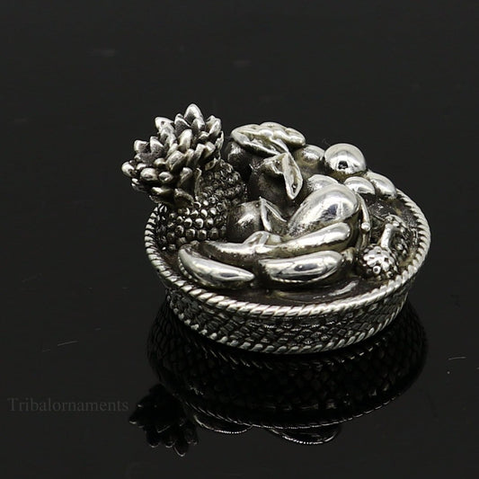 925 sterling silver handmade fabulous vintage antique mini fruit basket for puja or worshipping, solid Diwali puja article utensils su496 - TRIBAL ORNAMENTS
