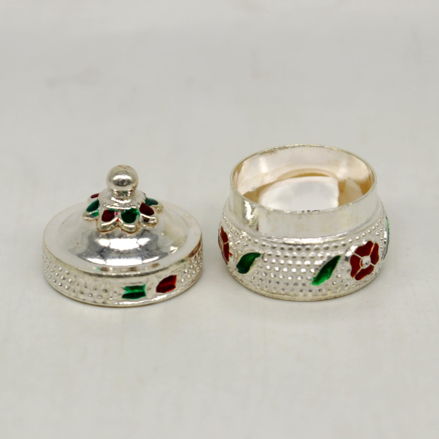 925 sterling silver unique antique design handmade brides eyes kajal box, surma box, kumkum sindur box, small trinket box article stb103 - TRIBAL ORNAMENTS