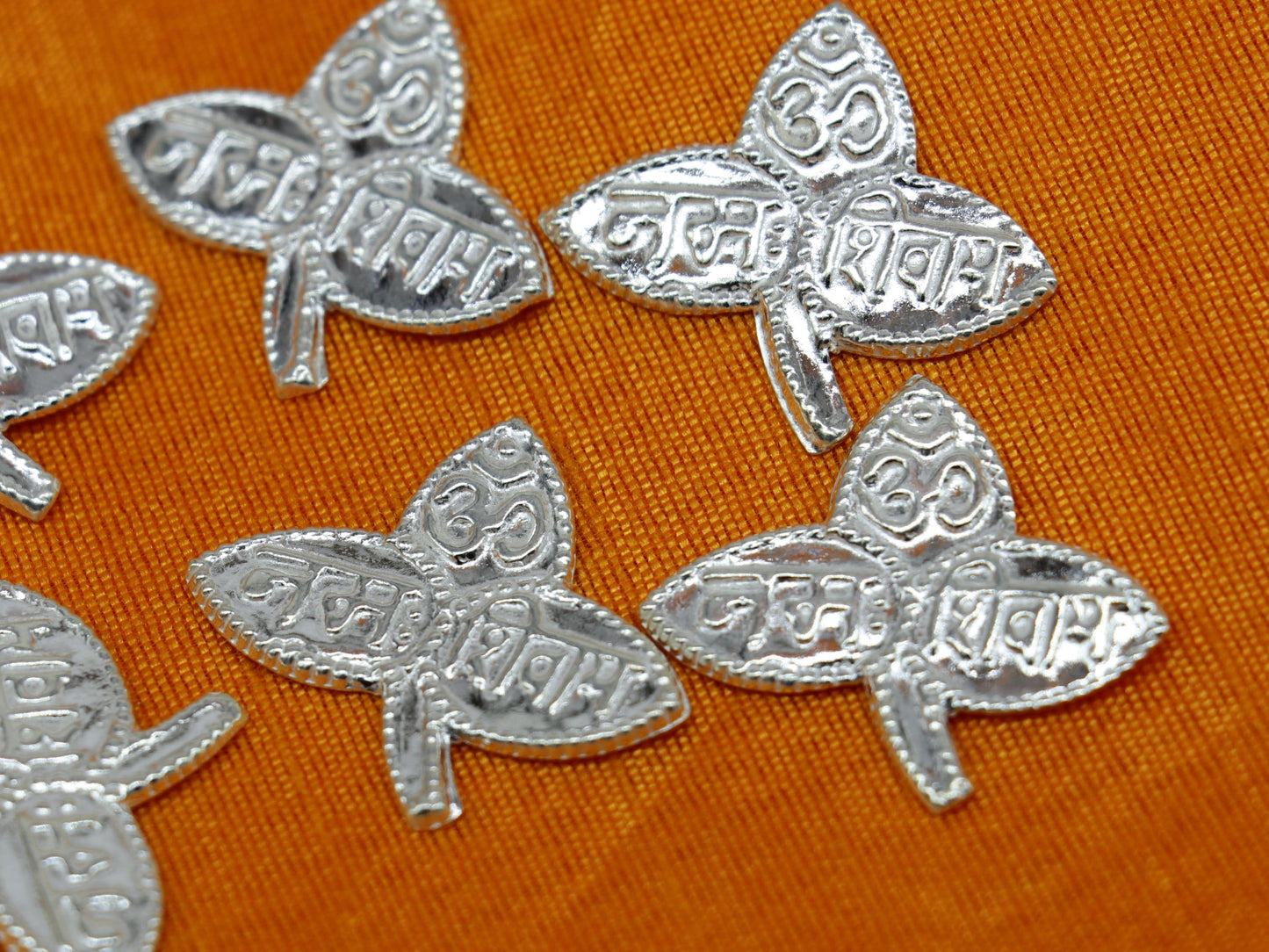 Lot 6 pieces Solid real silver handmade solid belva patra, shiva worshipping/ puja article, belpatra or belva tree leaves from india su354 - TRIBAL ORNAMENTS